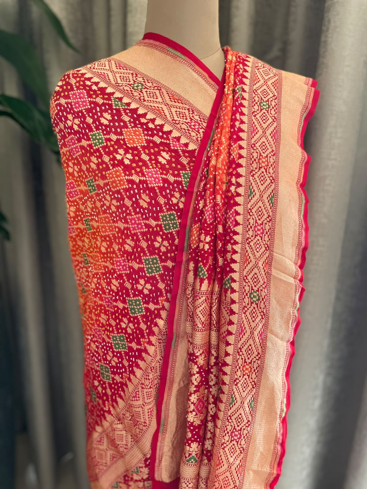 Devanshi - Red & Orange Meenakari Bandhani Dupatta