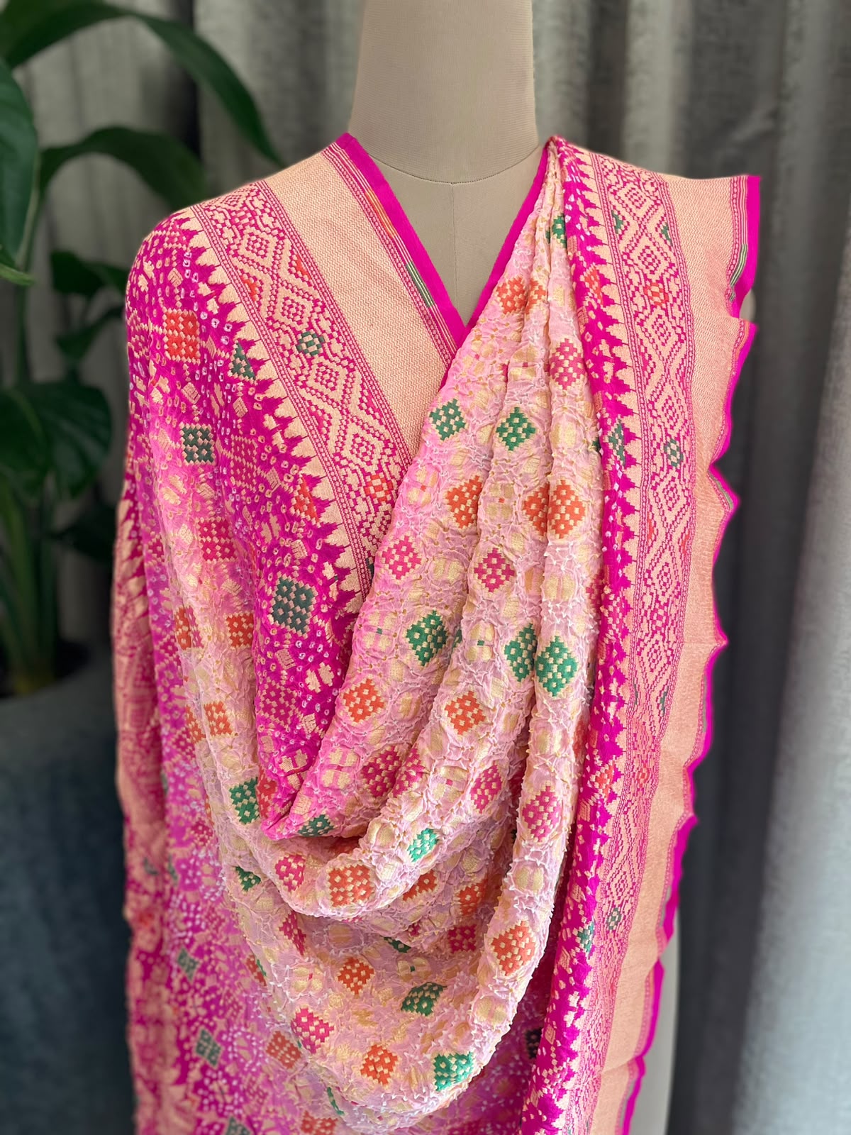 Mrinali - Pink & Peach Meenakari Bandhani Dupatta