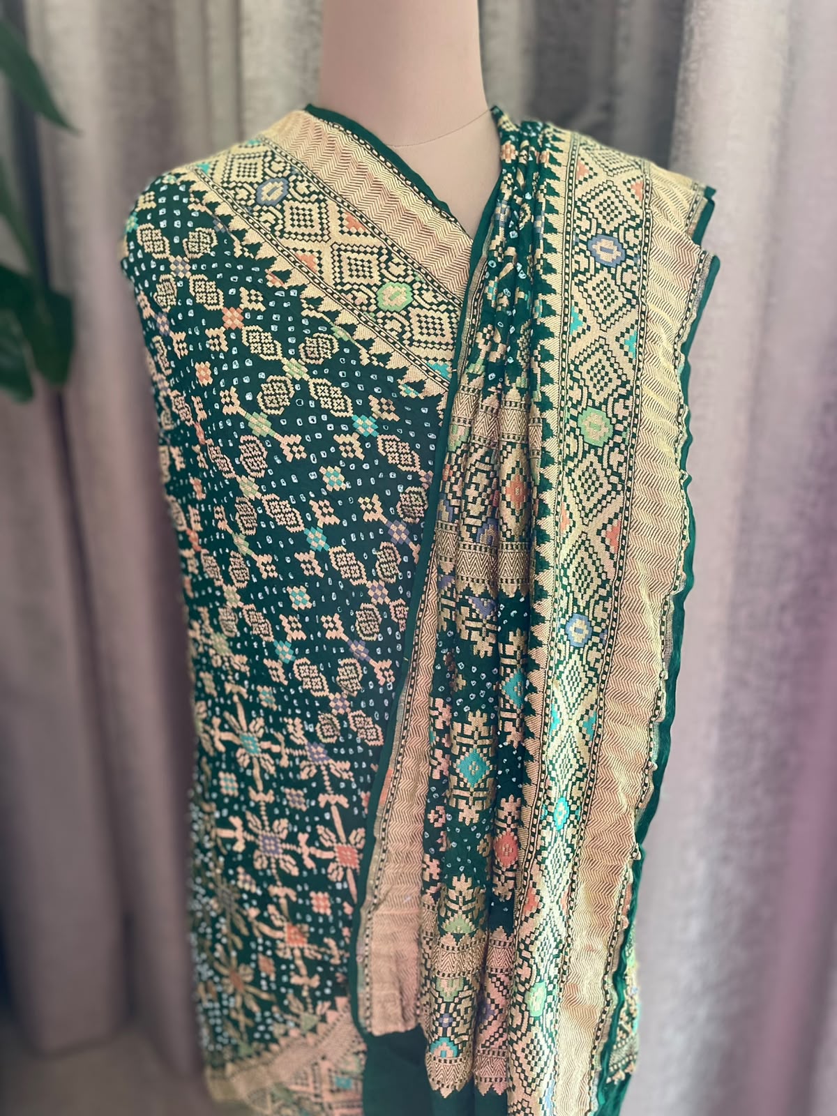 Sukriti - Green Meenakari Bandhani Dupatta
