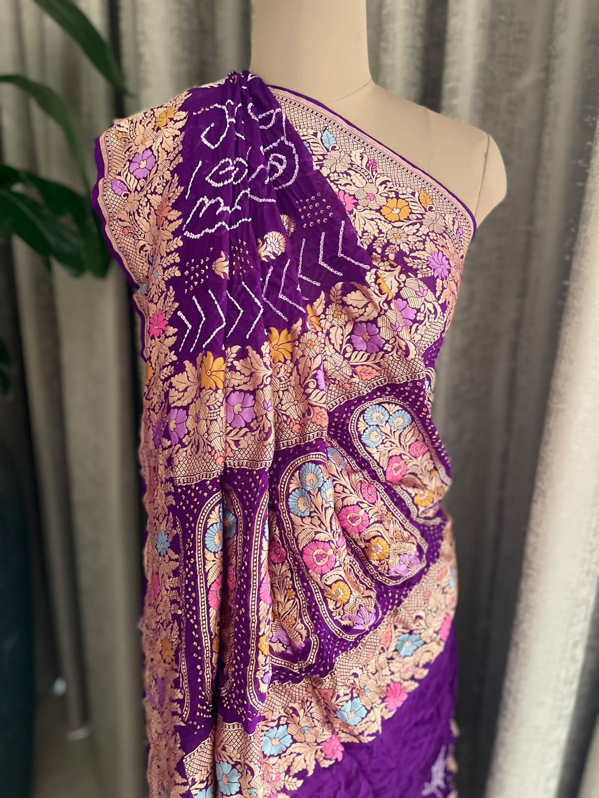 Ruhi - Purple Tilfi Meenakari Bandhani Saree
