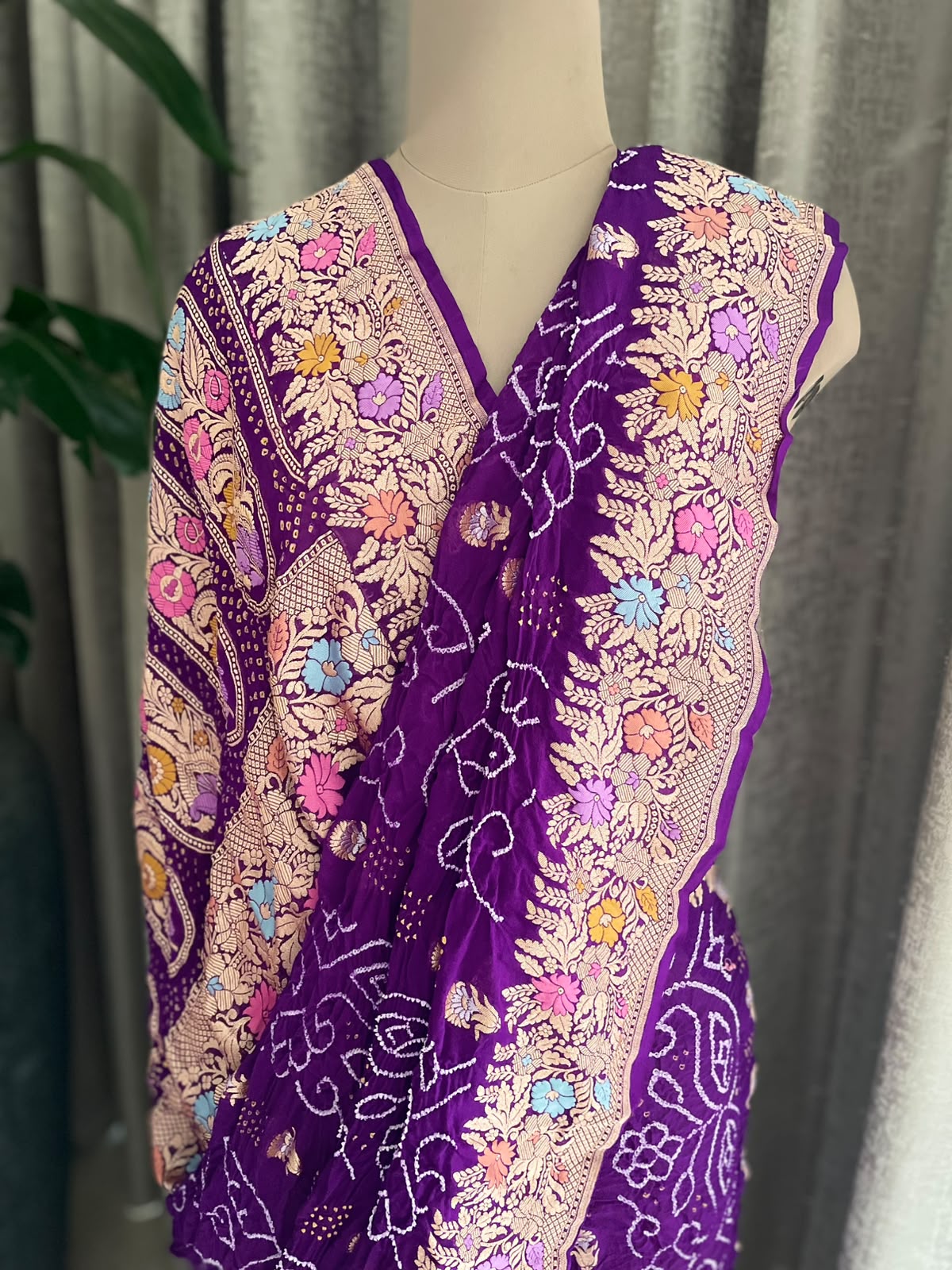 Ruhi - Purple Tilfi Meenakari Bandhani Saree