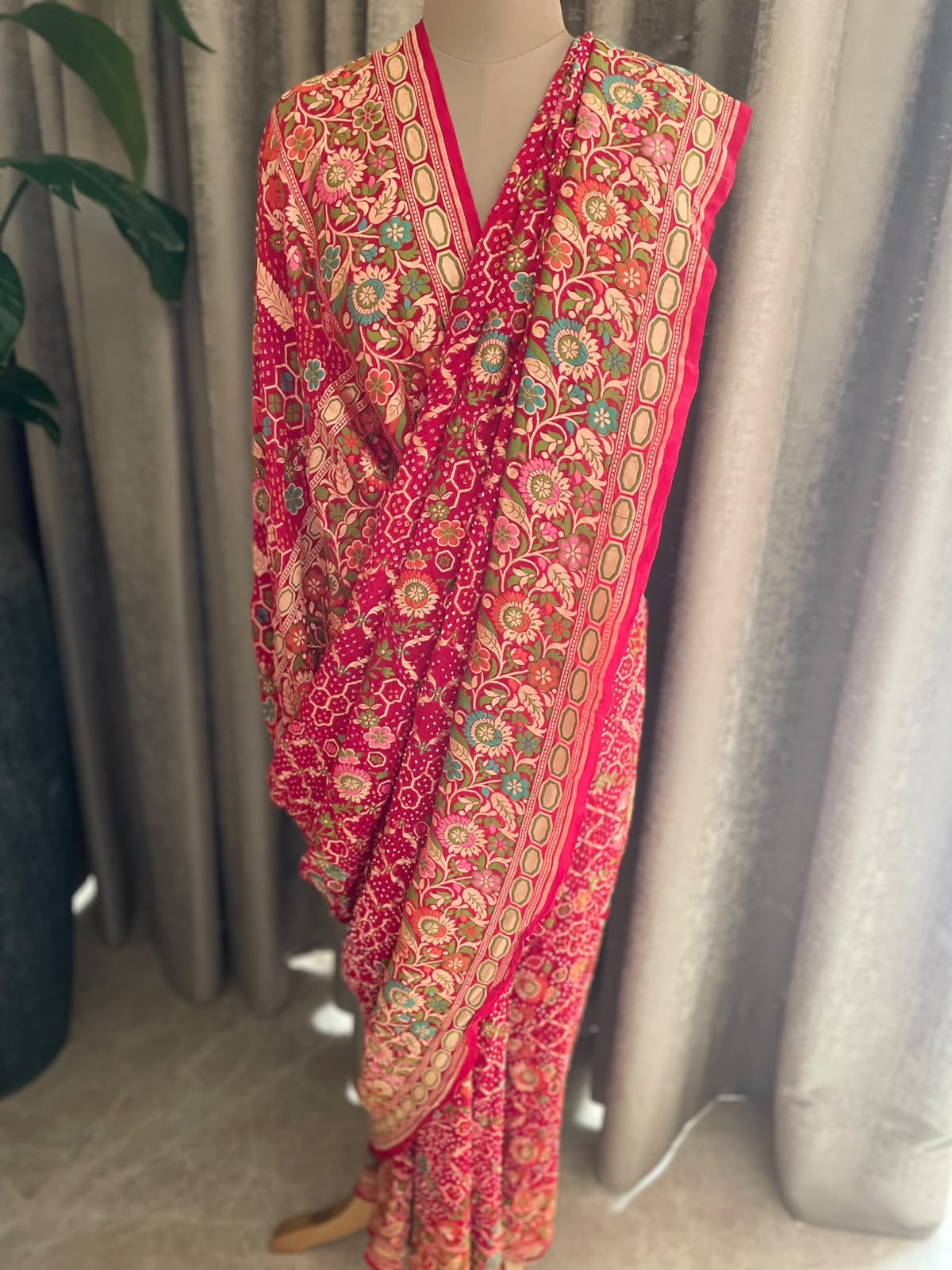 Avantika - Red Tilfi Meenakari Bandhani Saree
