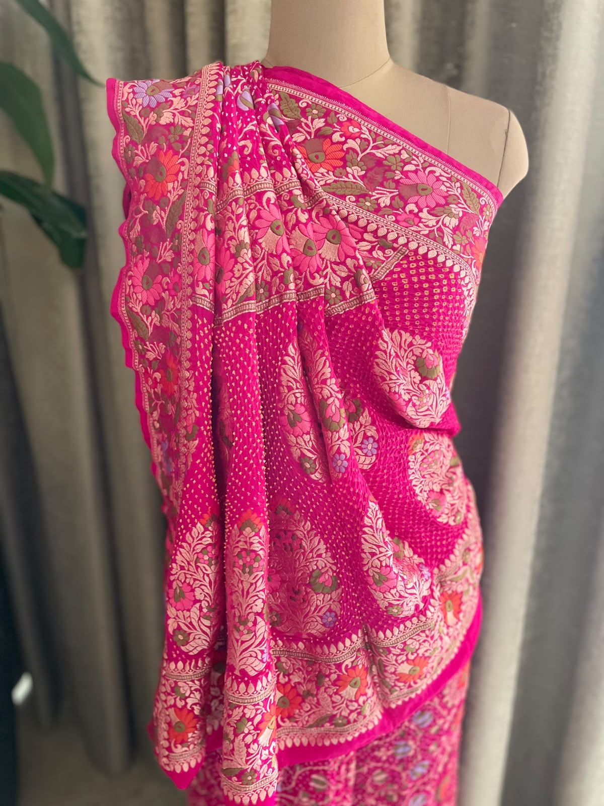 Manushree - Pink Tilfi Meenakari Bandhani Saree