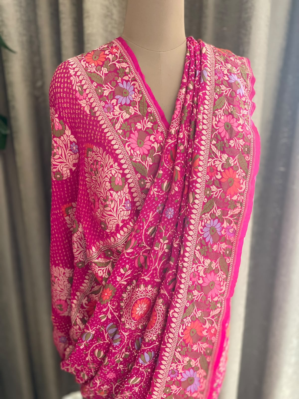 Manushree - Pink Tilfi Meenakari Bandhani Saree
