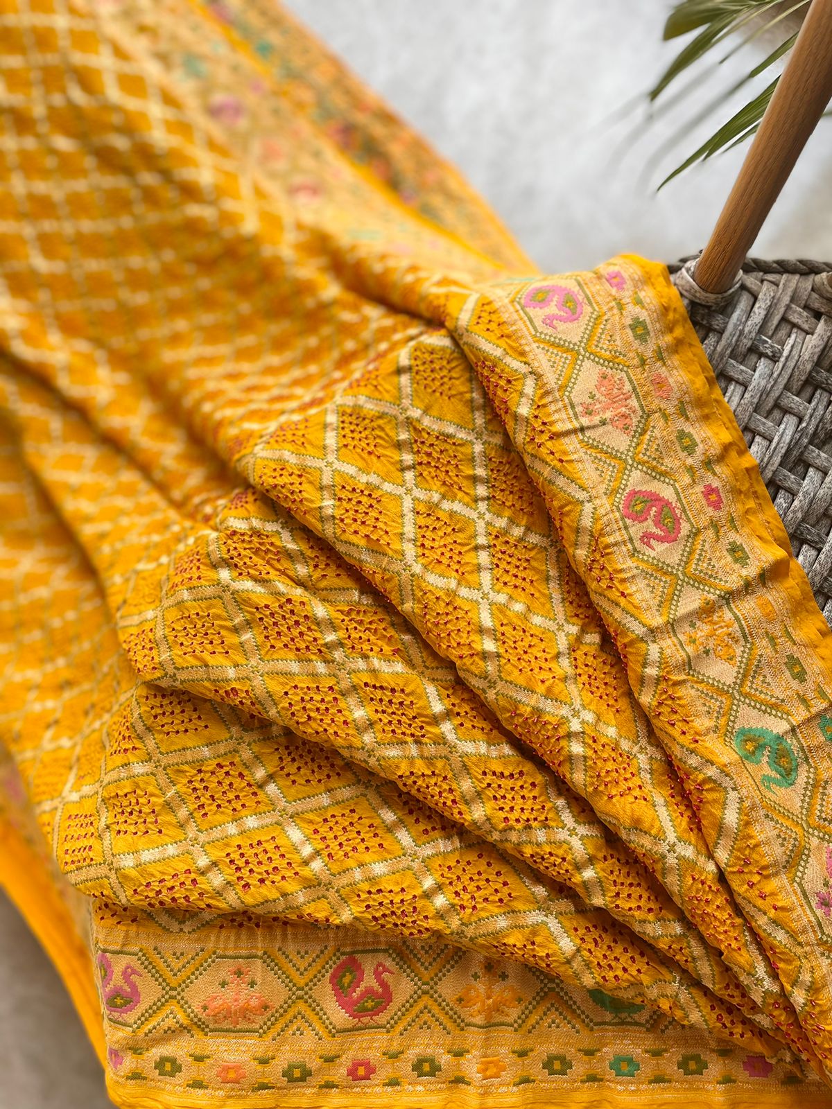 Riya - A Gem Meenakari Motif Saree