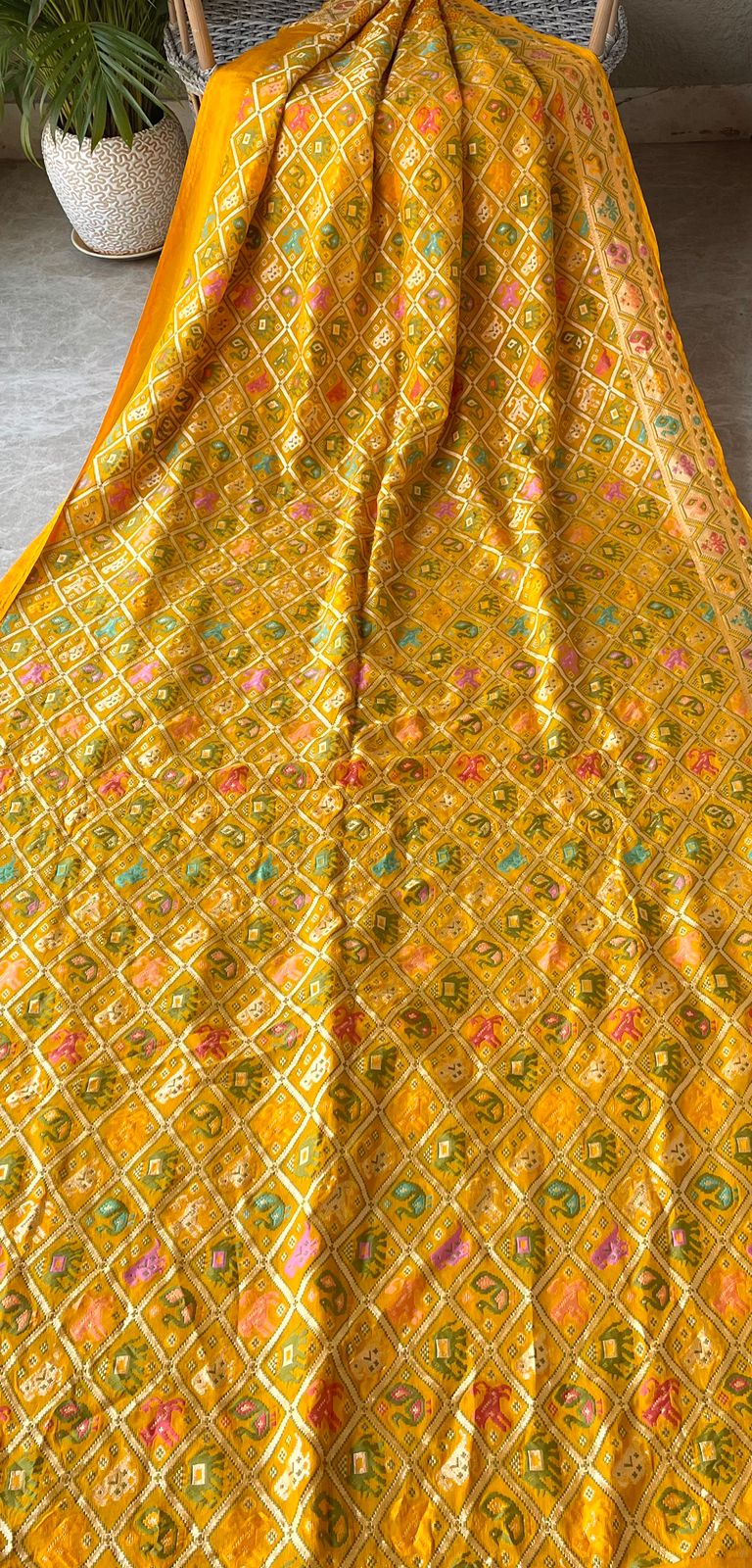 Riya - A Gem Meenakari Motif Saree