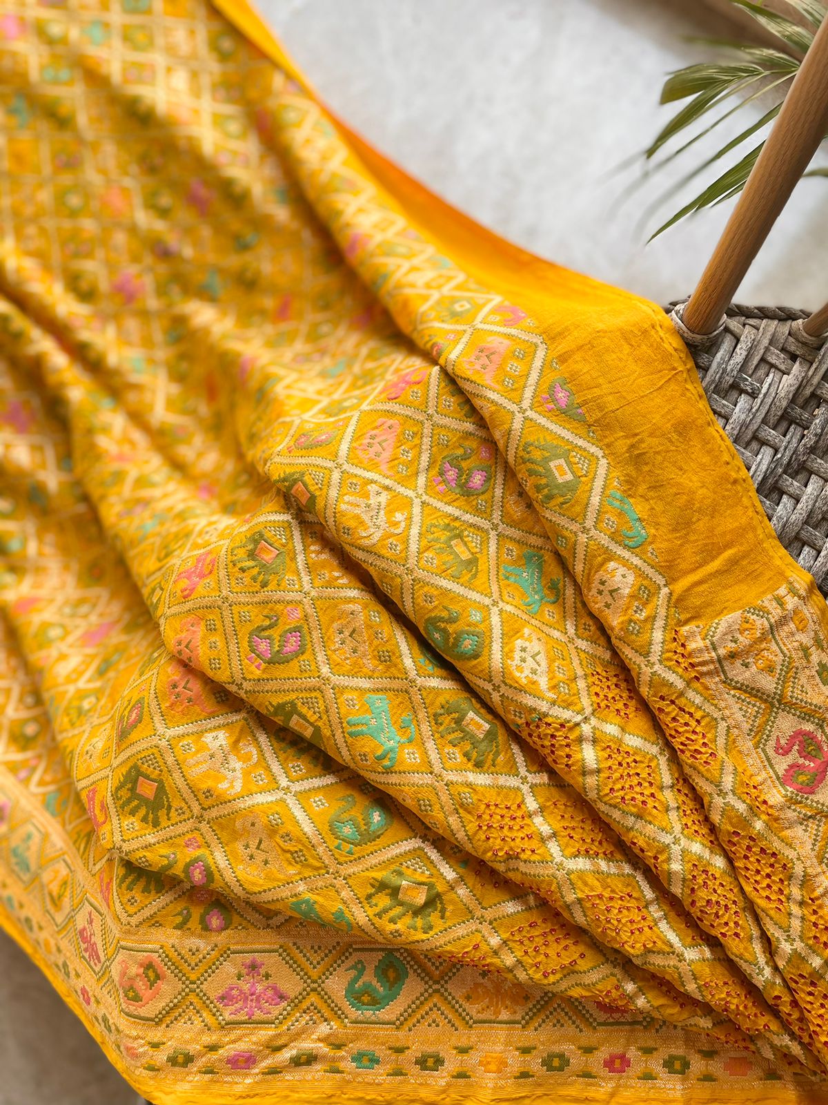 Riya - A Gem Meenakari Motif Saree