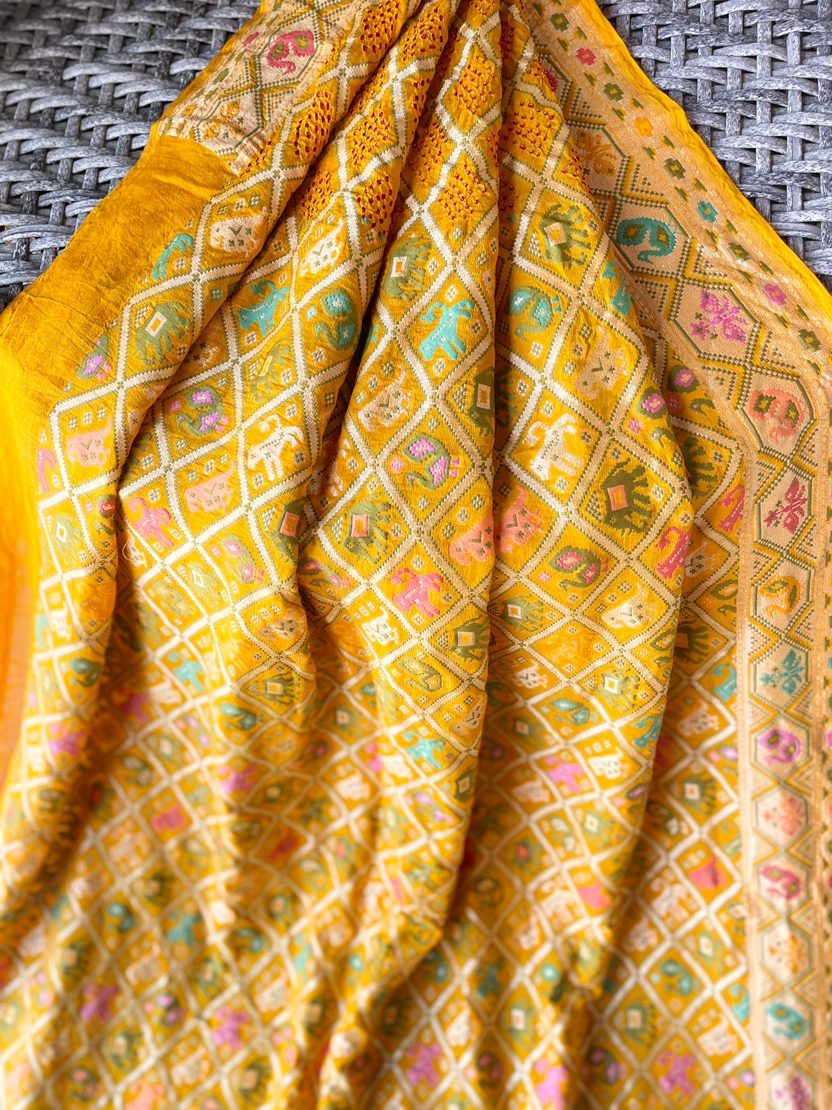 Riya - A Gem Meenakari Motif Saree