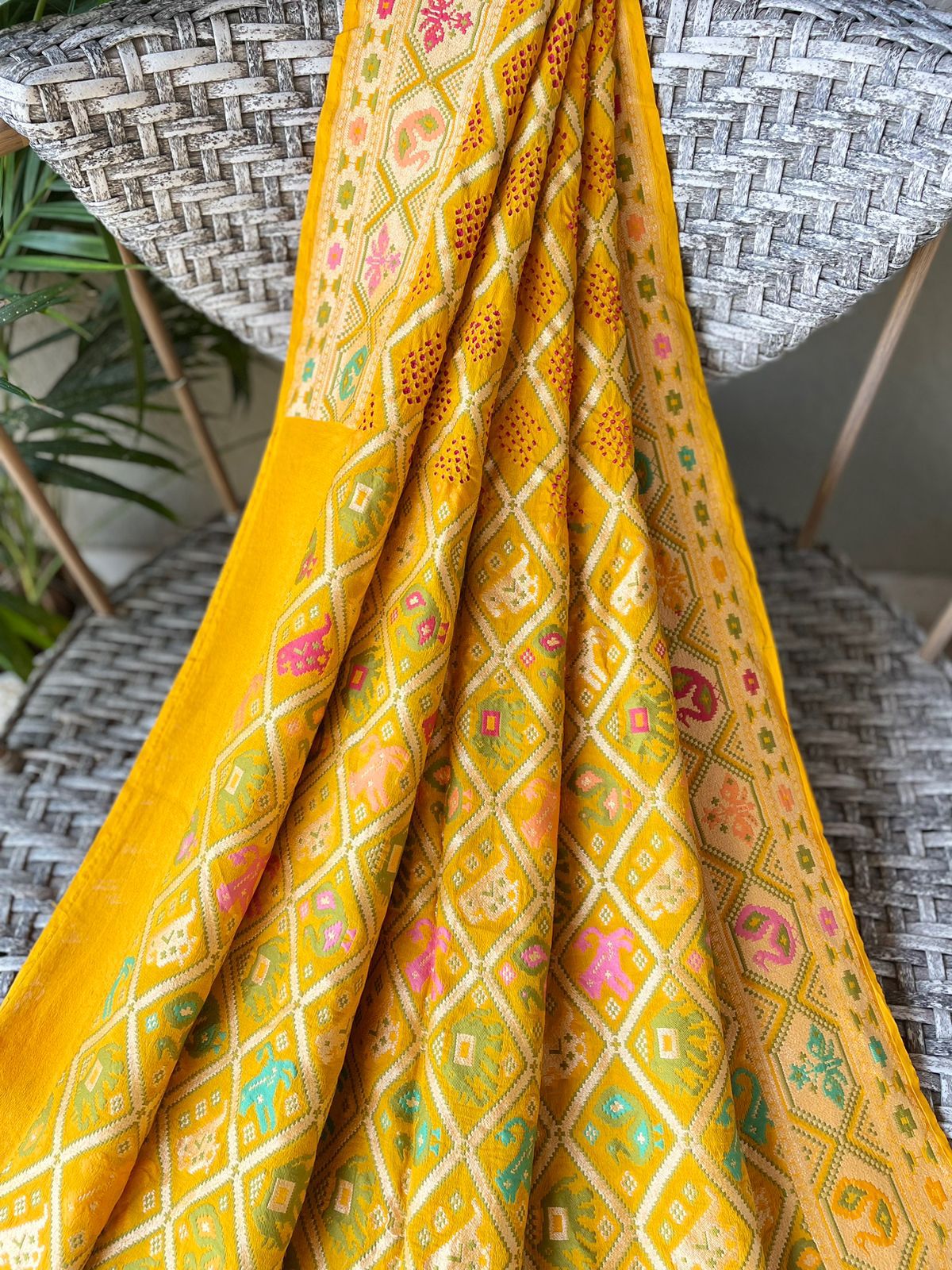 Riya - A Gem Meenakari Motif Saree