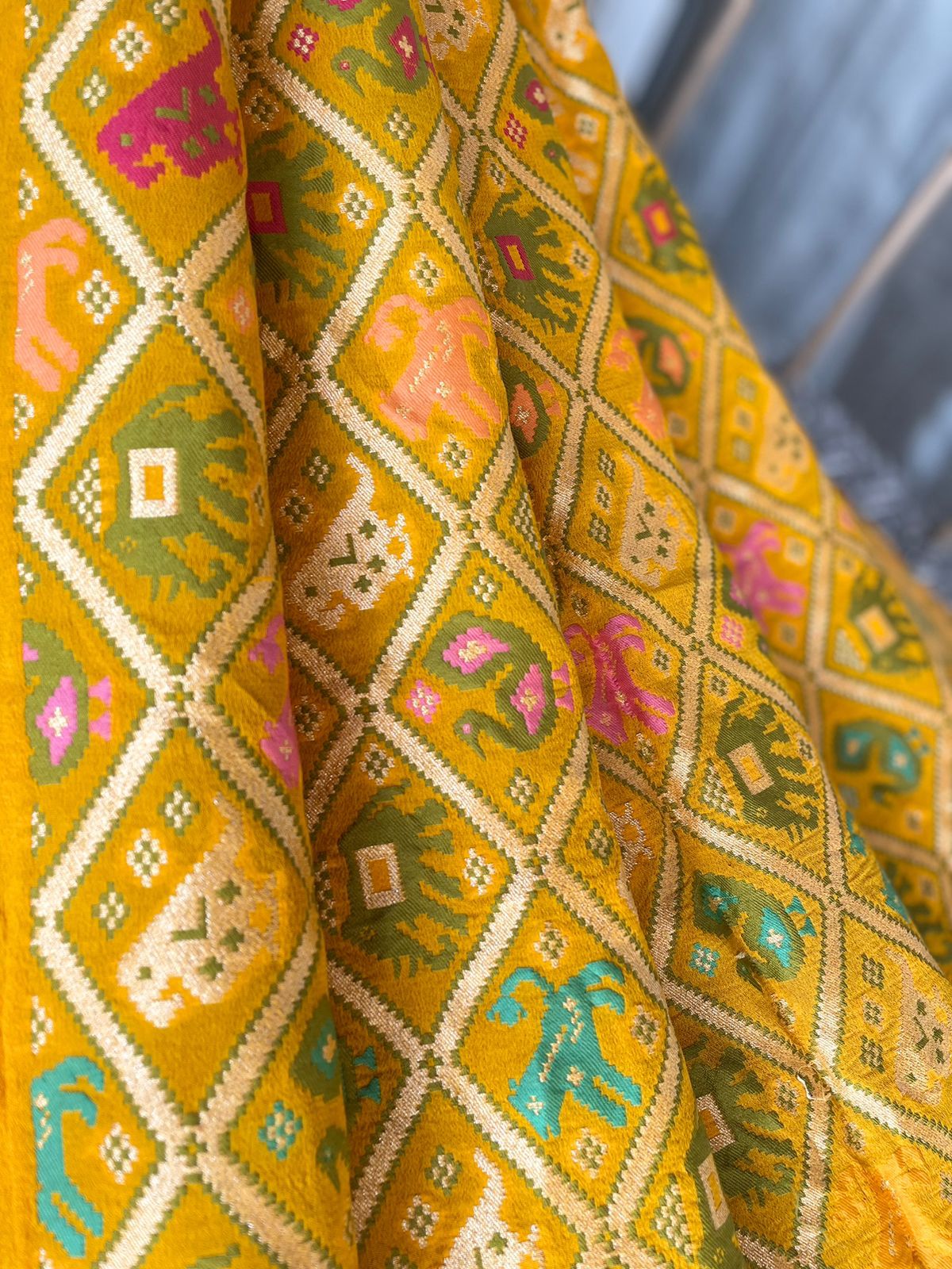 Riya - A Gem Meenakari Motif Saree