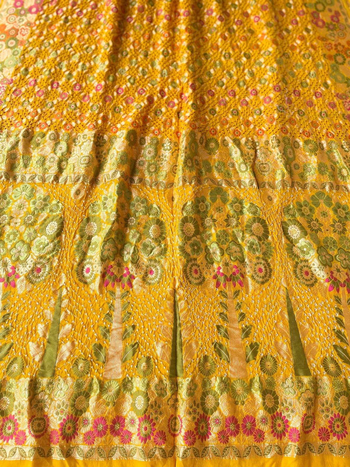 Riya - A Gem Meenakari Motif Saree