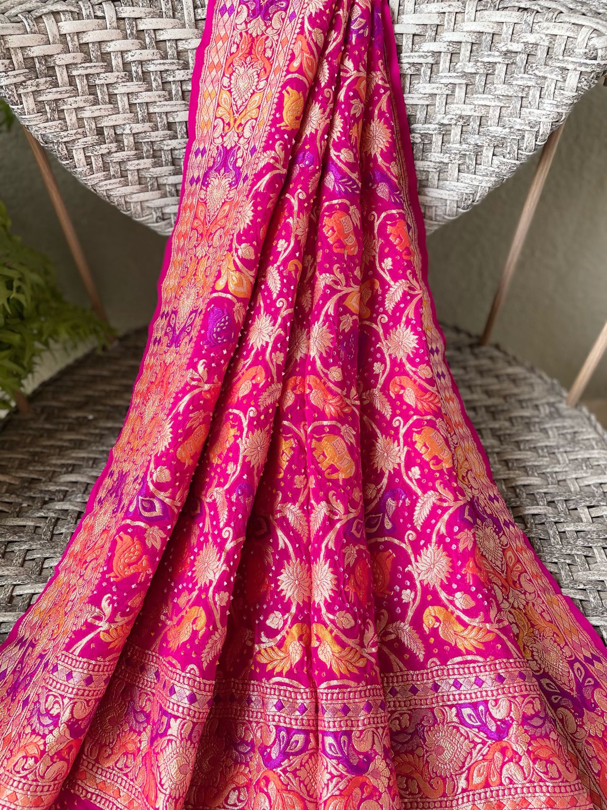 Hansika - Beautiful As Swan Meenakari Motif Dupatta