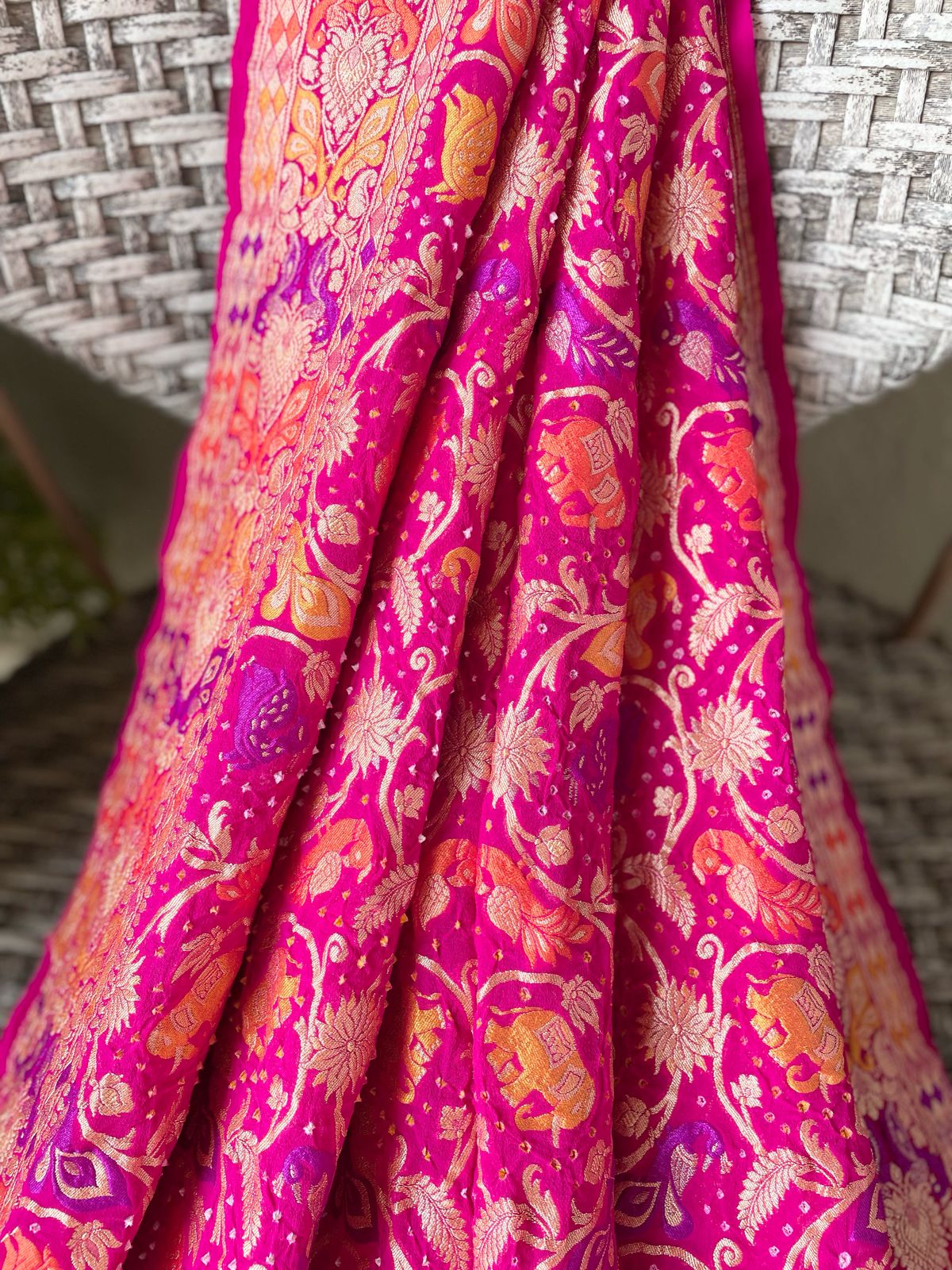 Hansika - Beautiful As Swan Meenakari Motif Dupatta