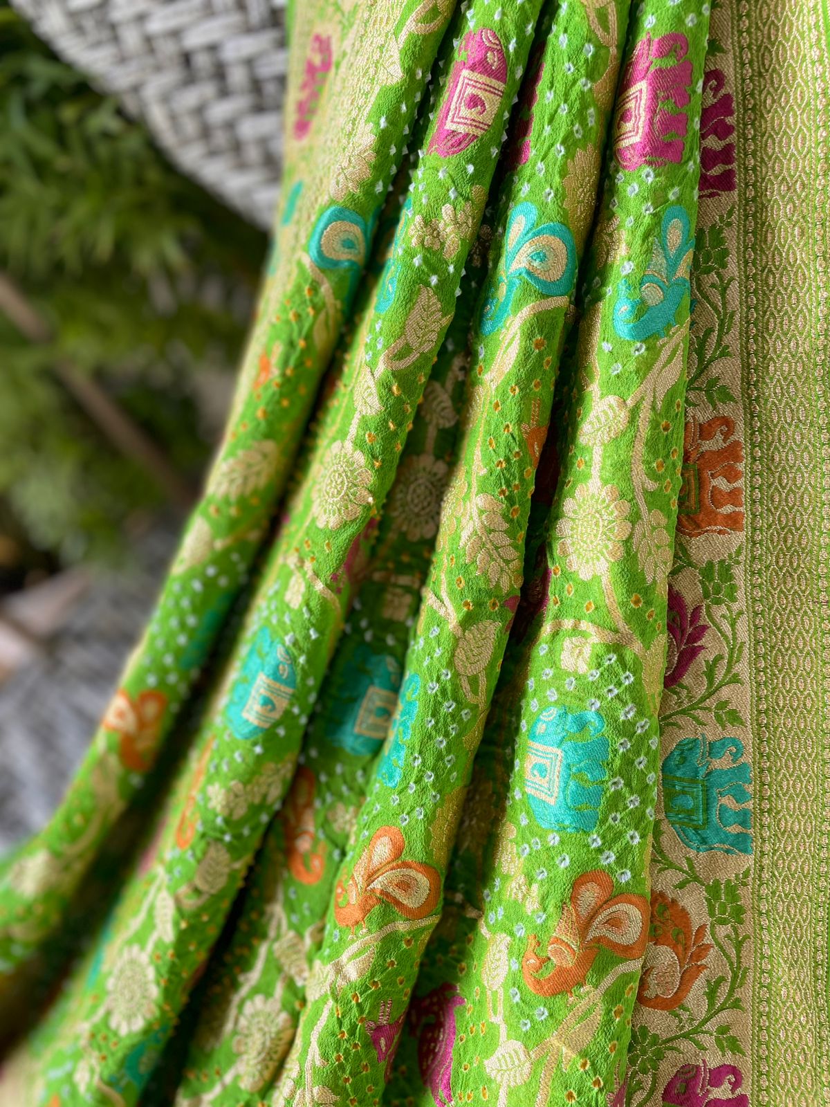 Akriti - Figure or Form Meenakari Motif Dupatta