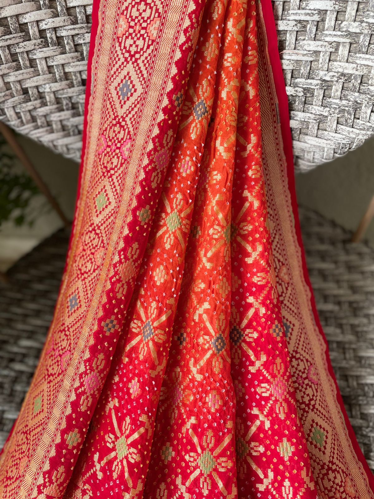 Tanishka - Goddess of Gold Meenakari Dupatta
