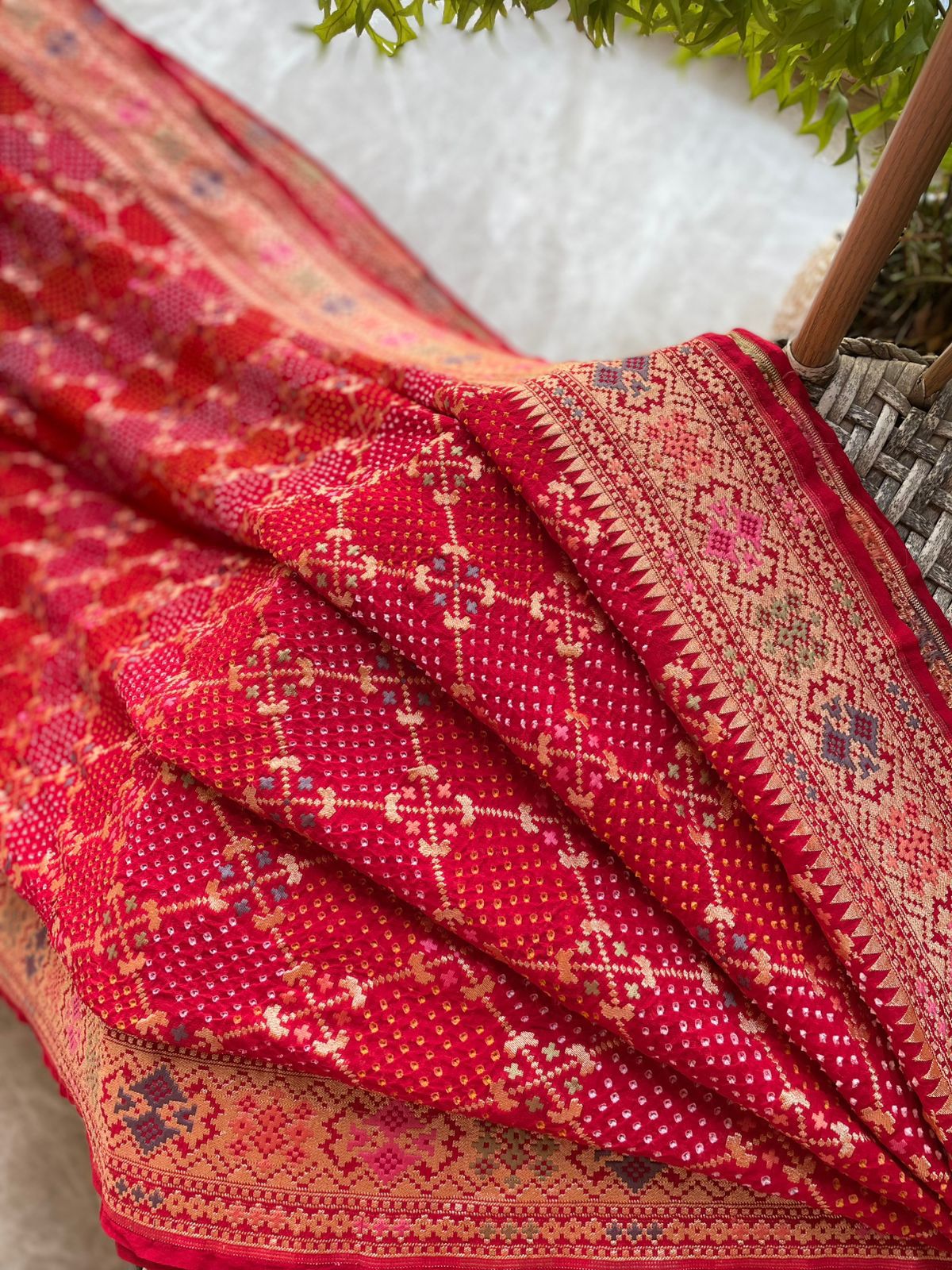 Himani - Goddess Parvati Meenakari Saree