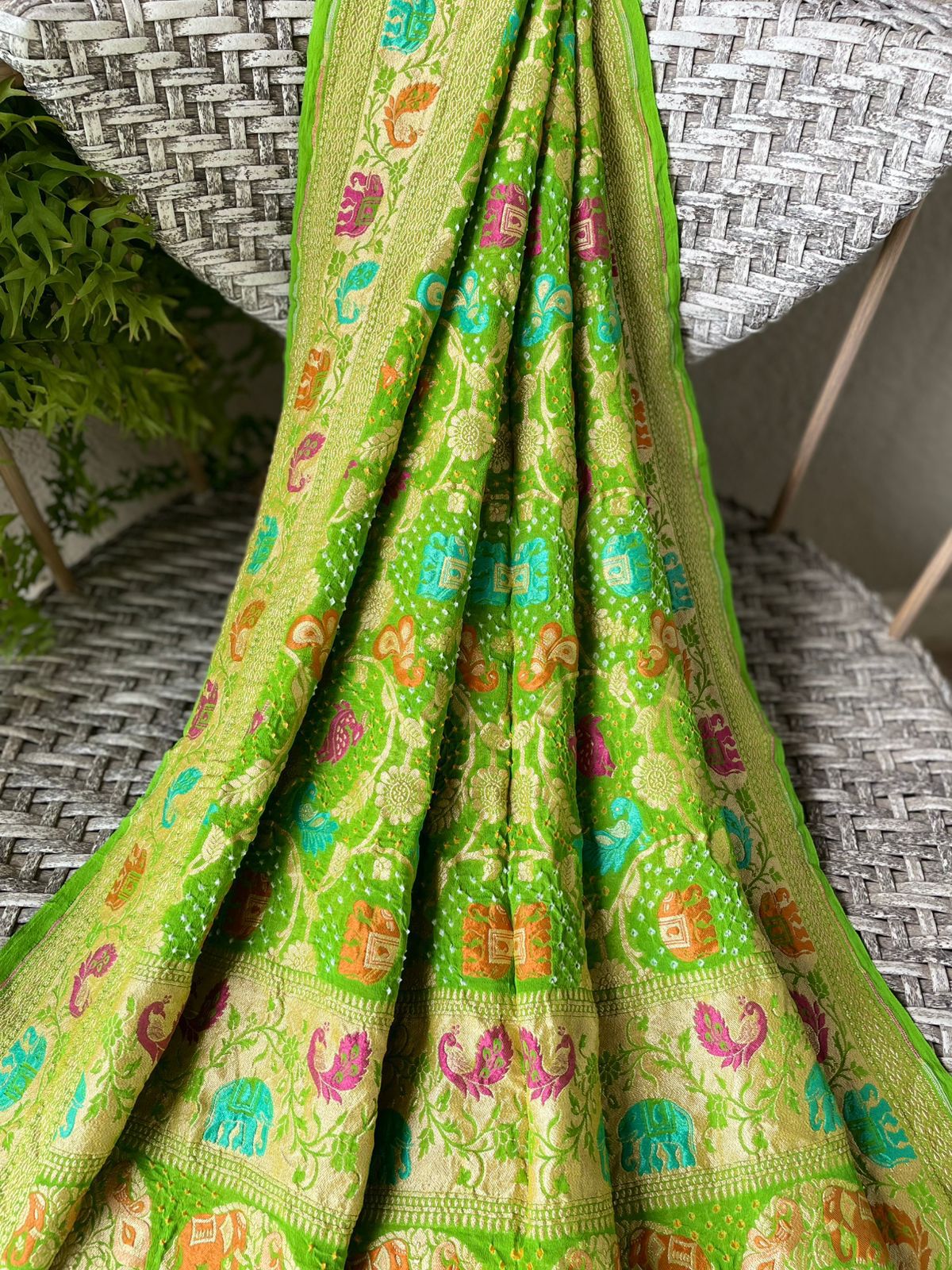 Aalia - Light Green Tilfi Meenakari Bandhani Dupatta