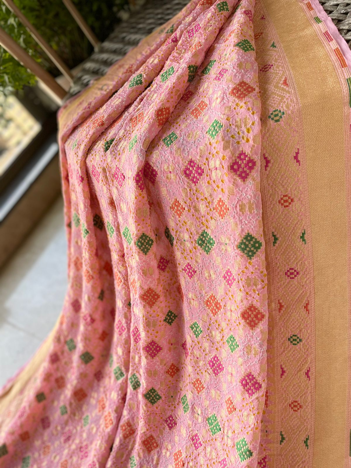 Ahaana - Ray of Morning Glory Meenakari Saree