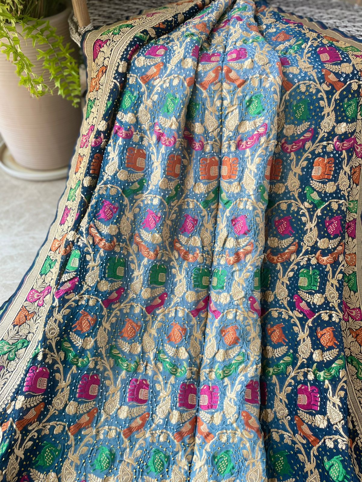 Saanjh - A Glorified Sunset Meenakari Motif Saree
