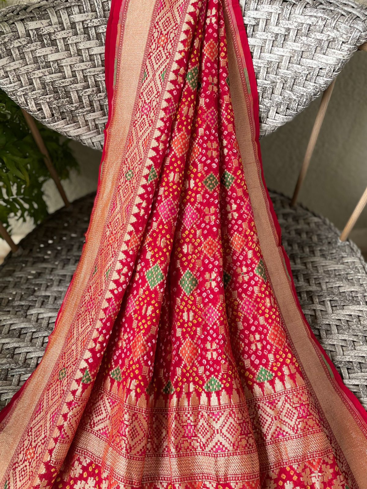 Poorvi - Red Meenakari Bandhani Dupatta