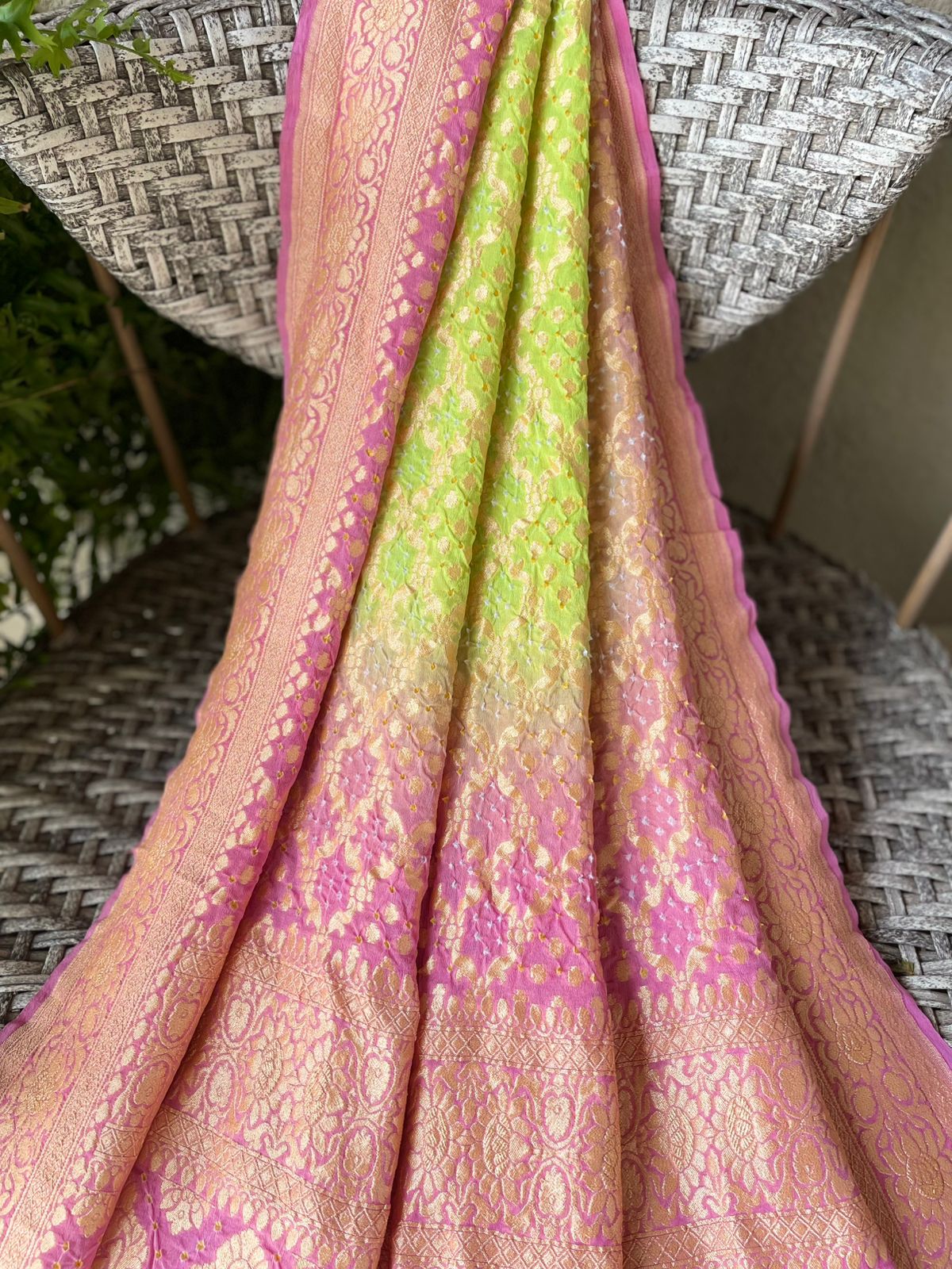 Gazal - Lilac & Green Bandhani Banarasi Dupatta