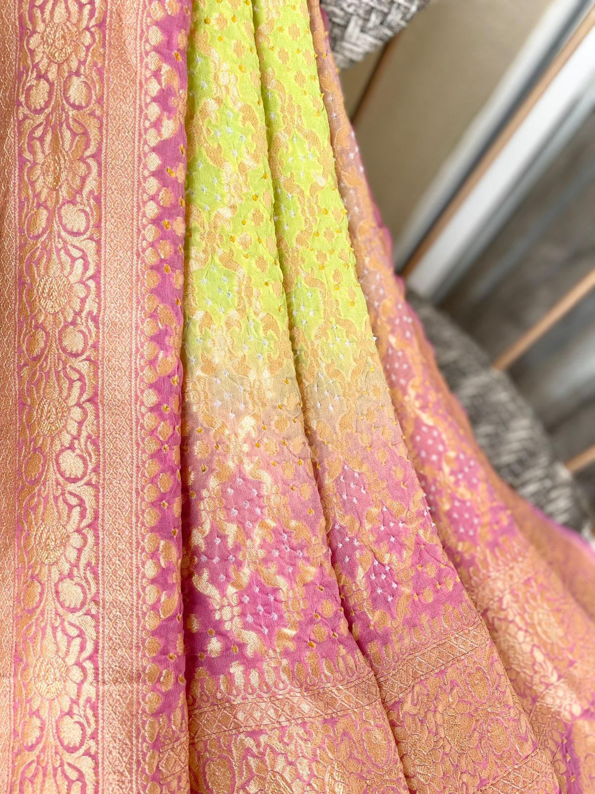 Gazal - Lilac & Green Bandhani Banarasi Dupatta