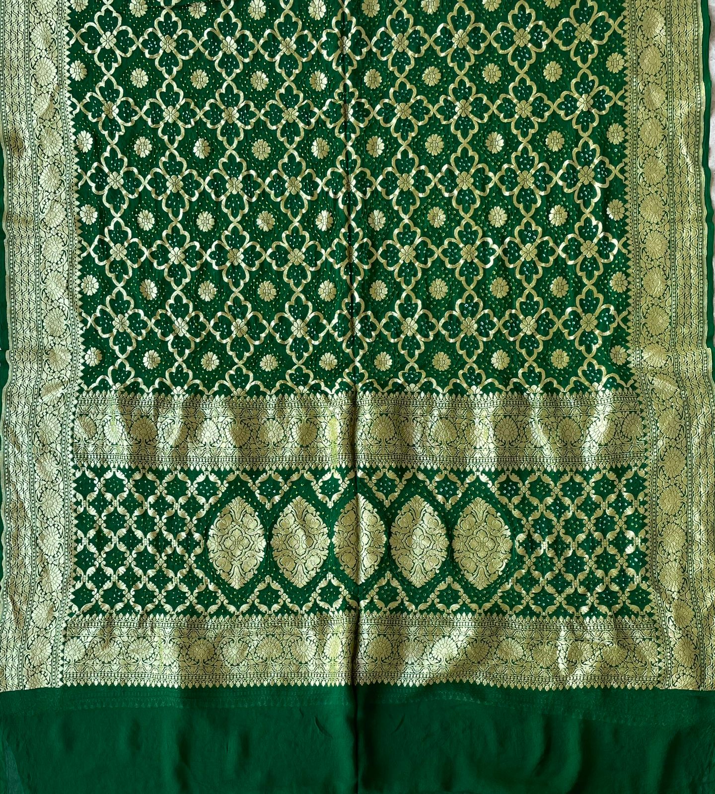 Aahana - Green Bandhani Banarasi Dupatta