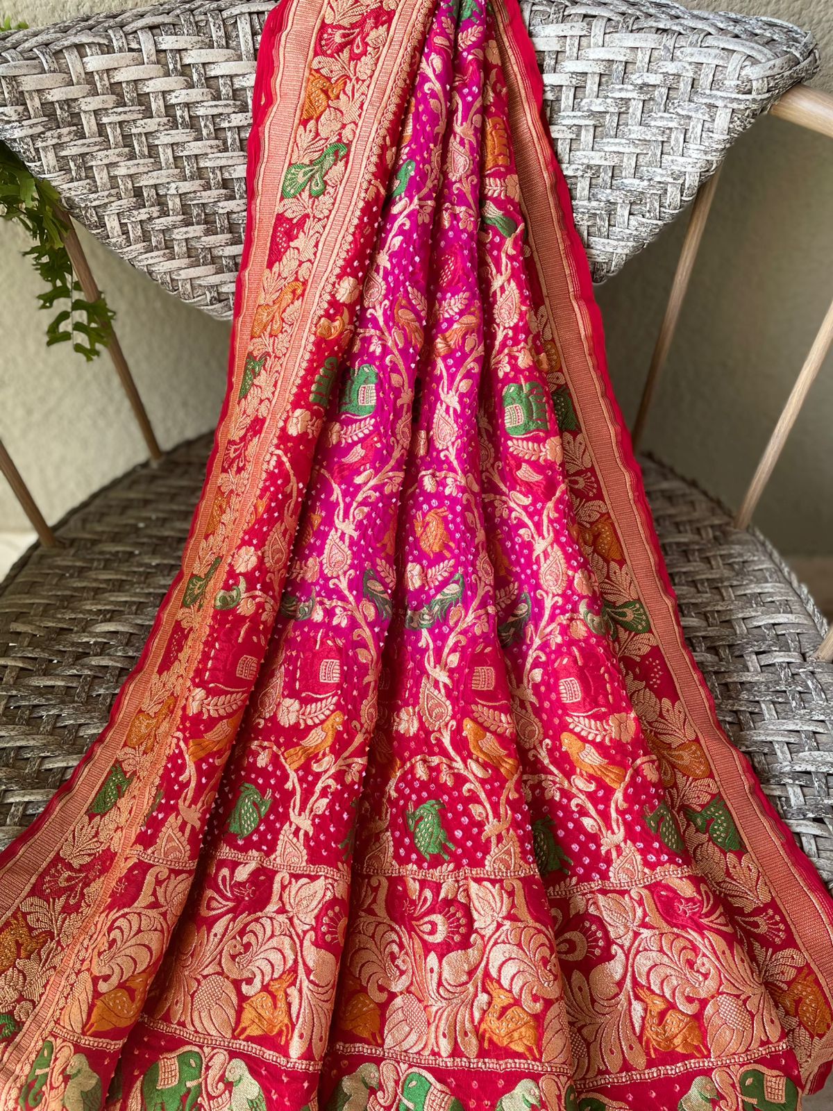 Anvika - Red & Pink Meenakari Tilfi Dupatta