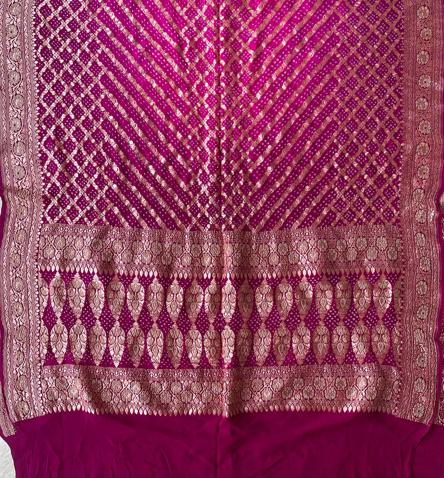Joyita - Magenta & Pink Bandhani Banarasi Dupatta