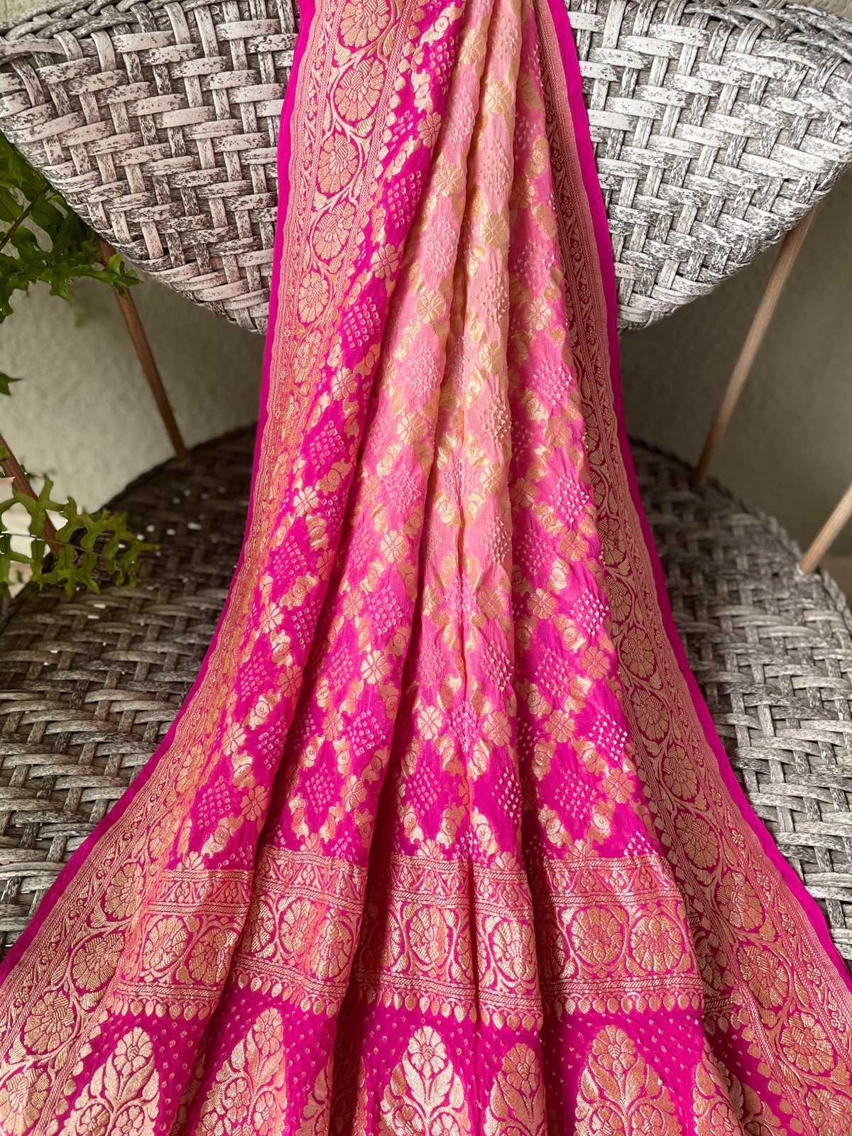 Divisha - Pink & Peach Bandhani Banarasi Dupatta