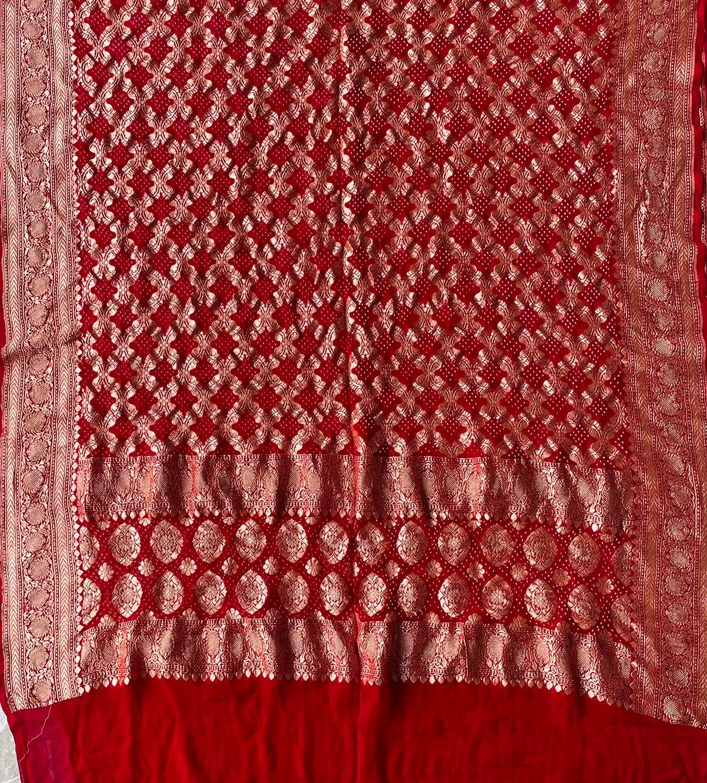 Mahita - Red Bandhani Banarasi Dupatta