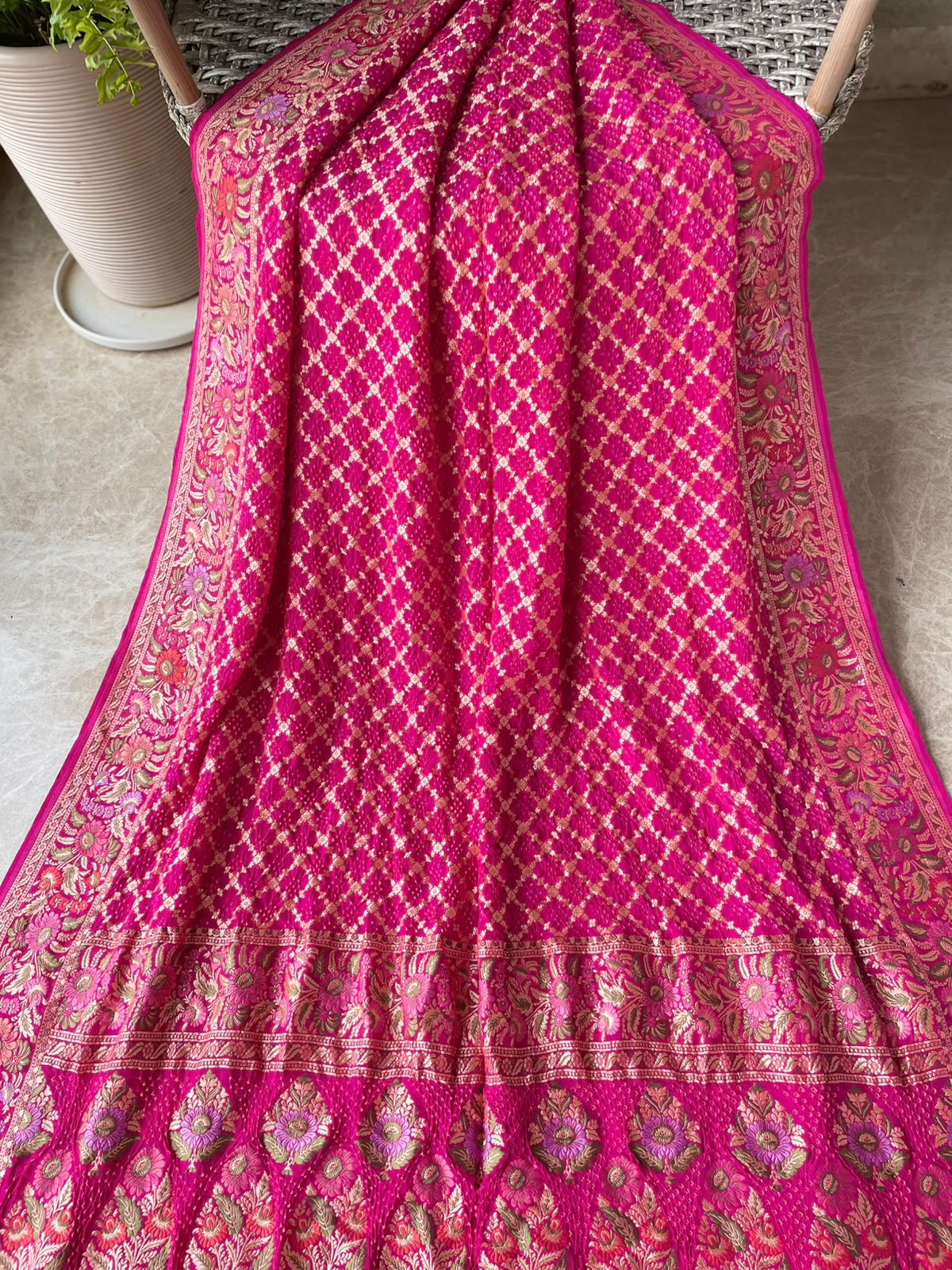 Malavika - Pink Tilfi Meenakari Bandhani Saree