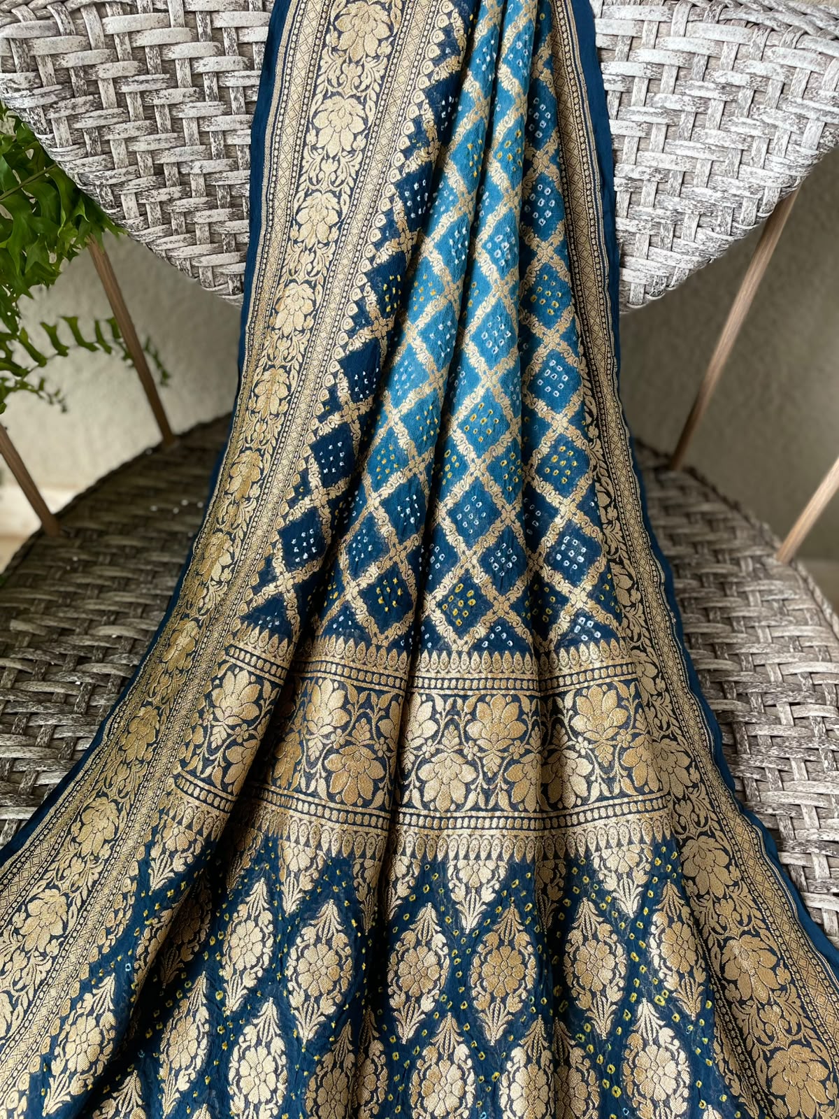 Rangrez - Blue Shaded Bandhani Banarasi Dupatta