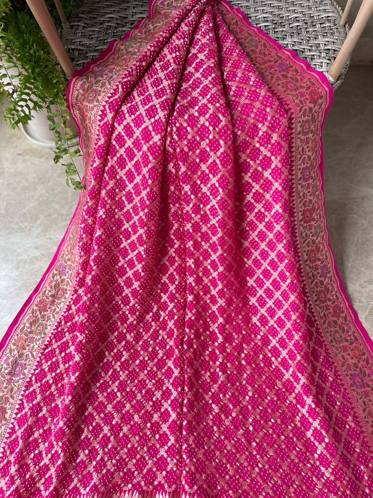 Himani - Pink Tilfi Meenakari Bandhani Saree