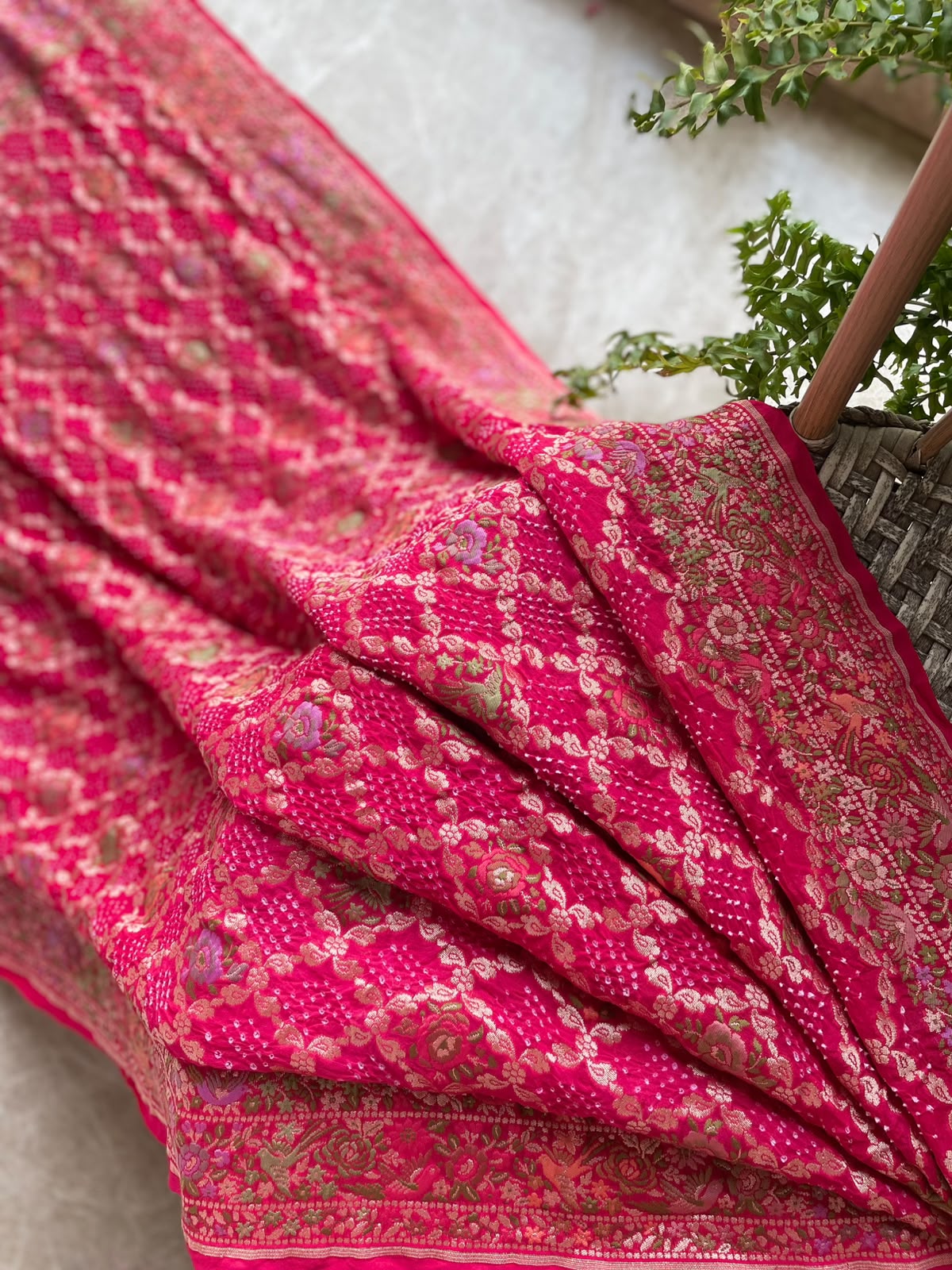 Abhaya - Rani Pink Tilfi Meenakari Bandhani Saree