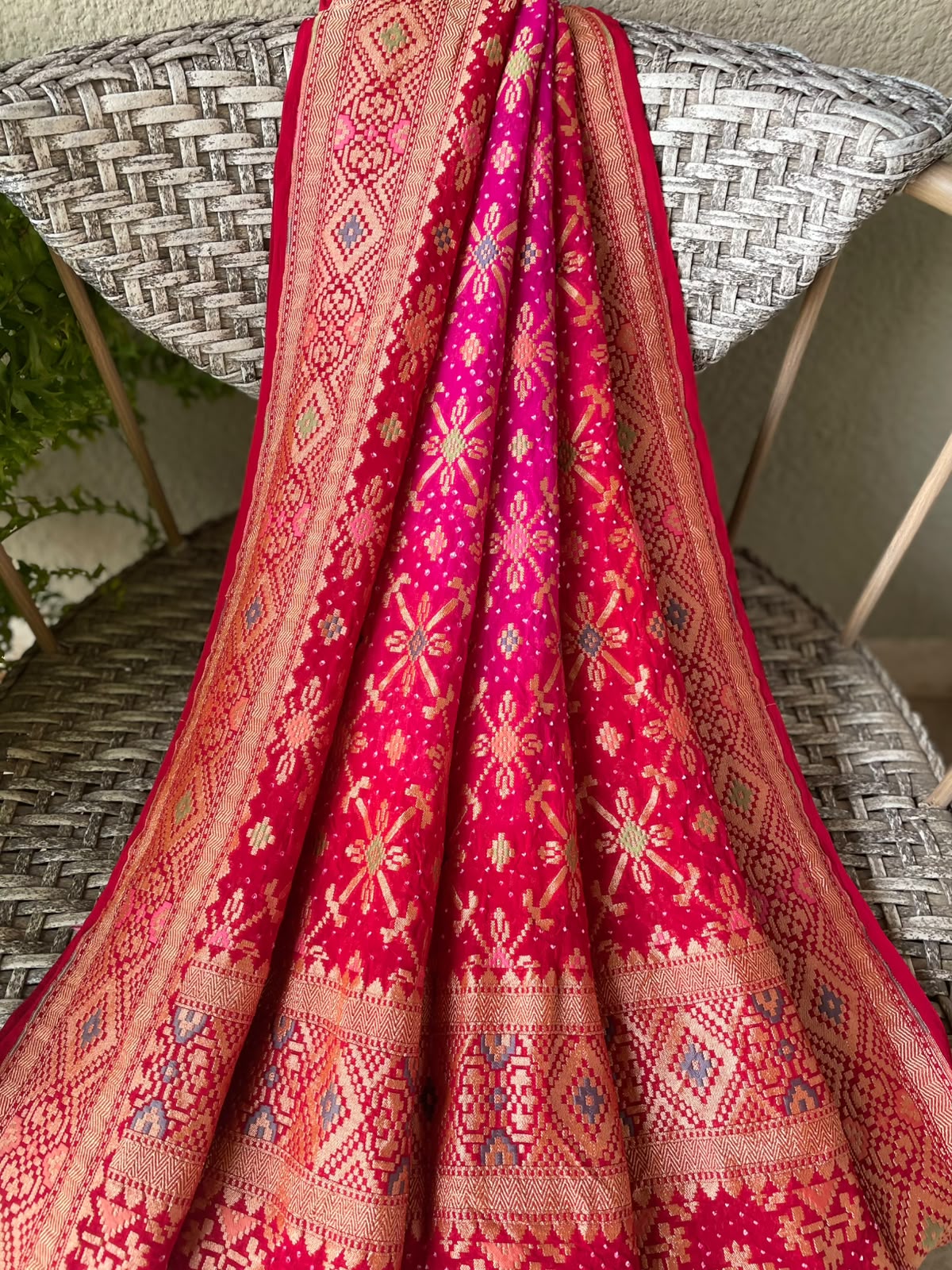 Padmini - Red & Pink Meenakari Bandhani Dupatta