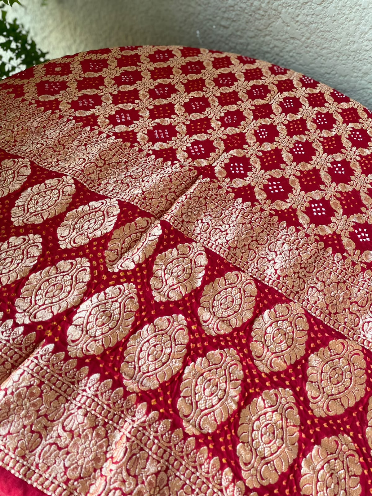 Riwaayat - Red Bandhani Banarasi Dupatta