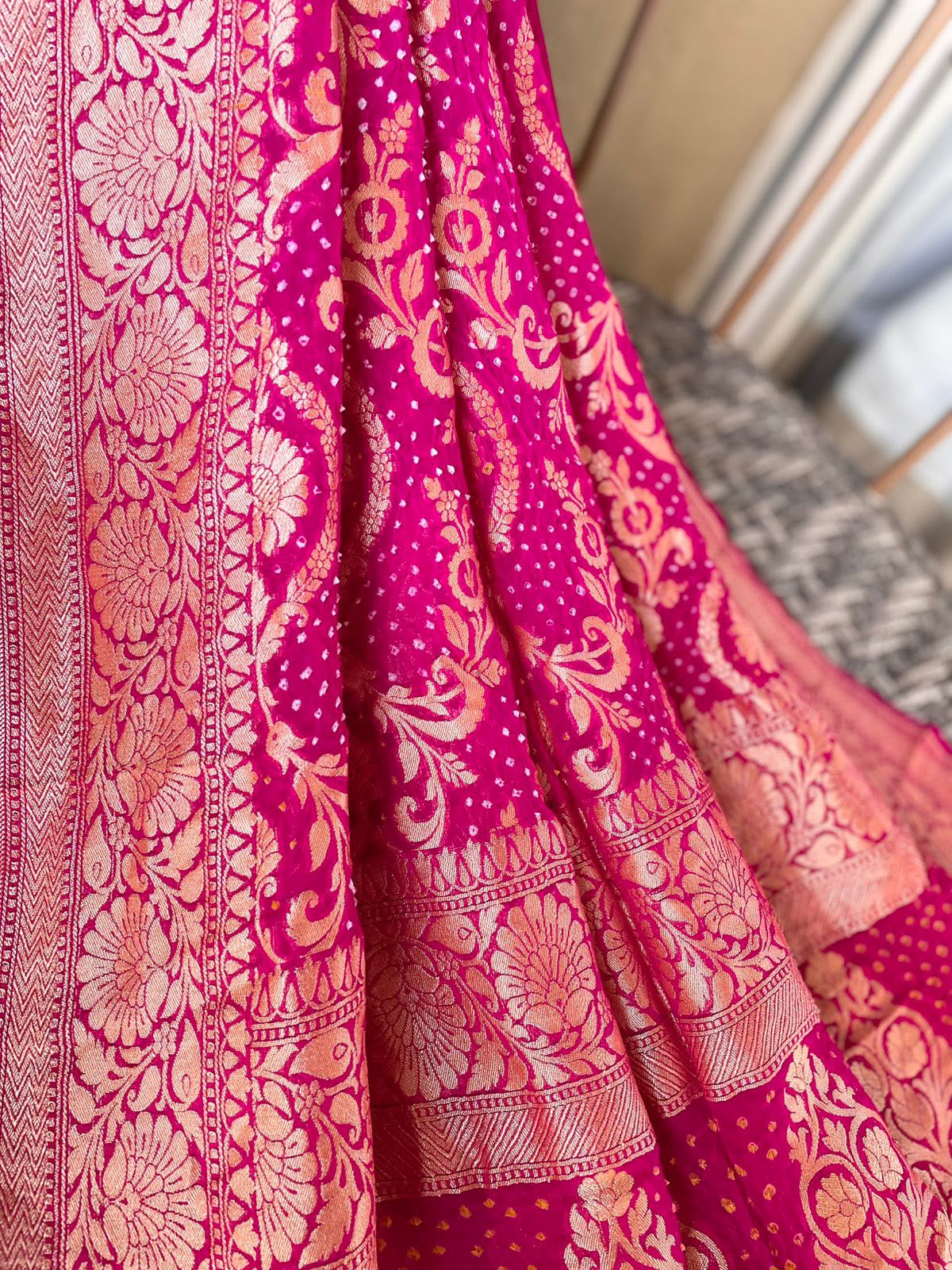 Enakshi - Pink Bandhani Banarasi Dupatta