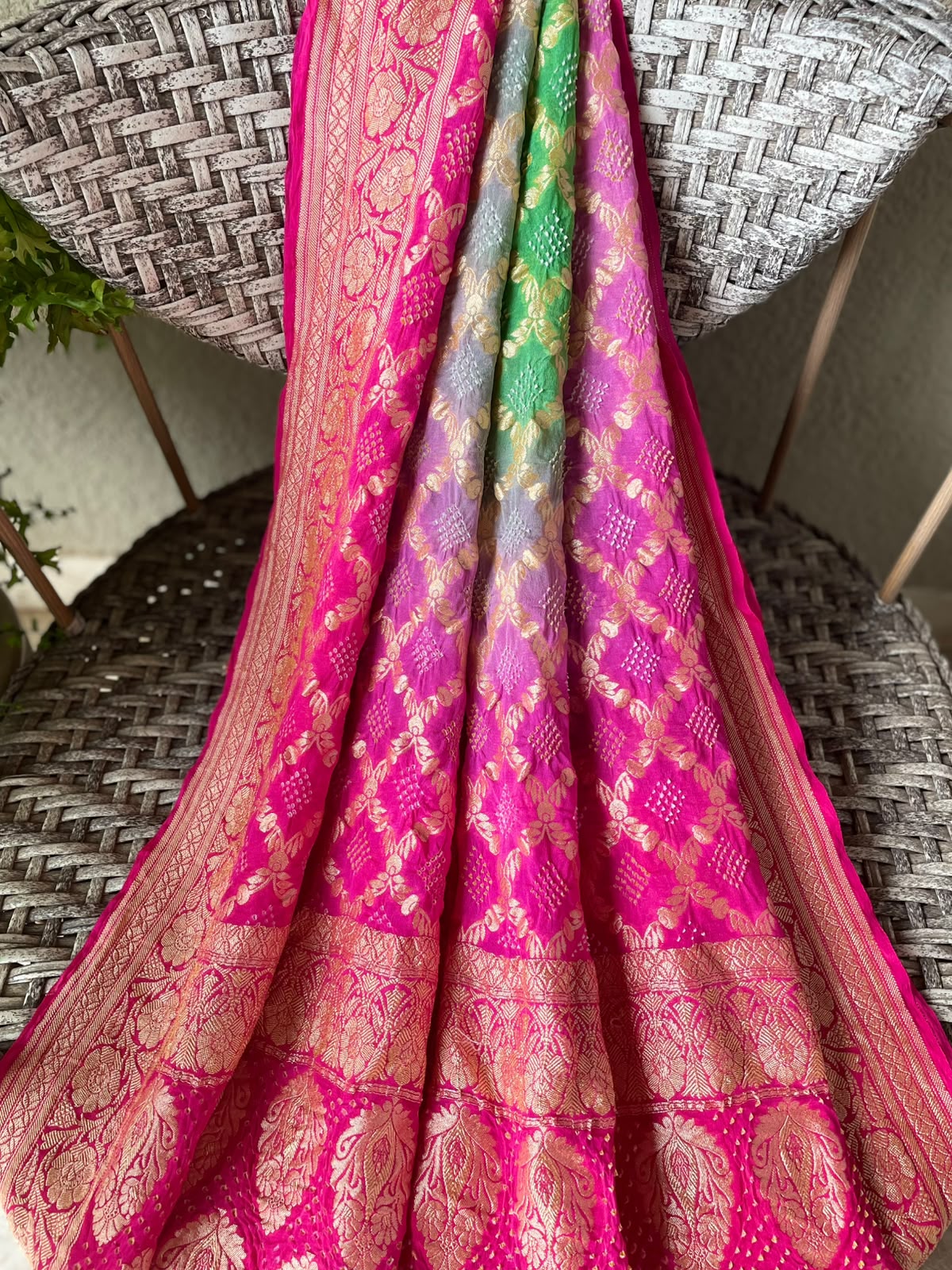 Nandani - Pink & Green Bandhani Banarasi Dupatta