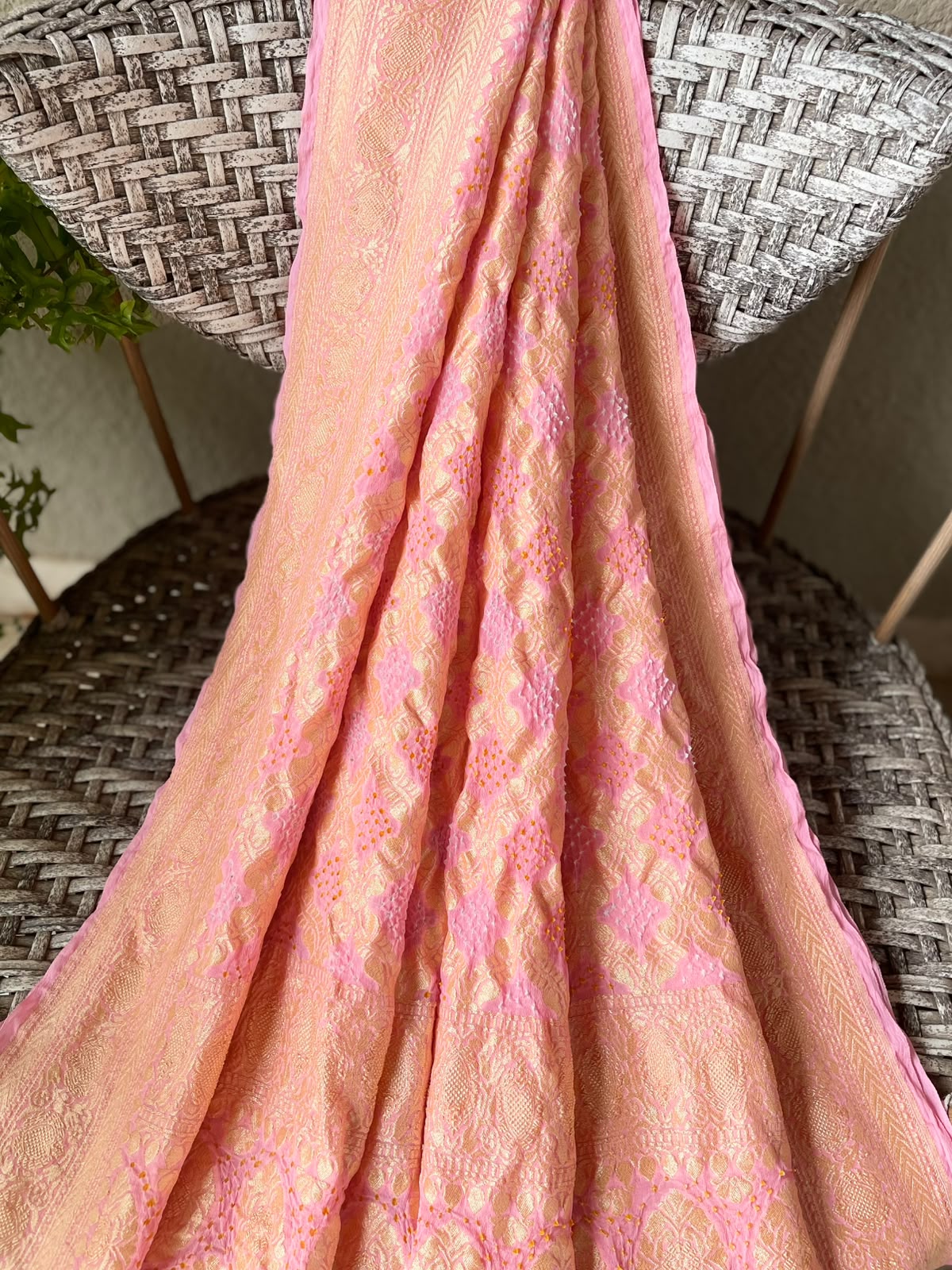 Lashita - Peach Bandhani Banarasi Dupatta