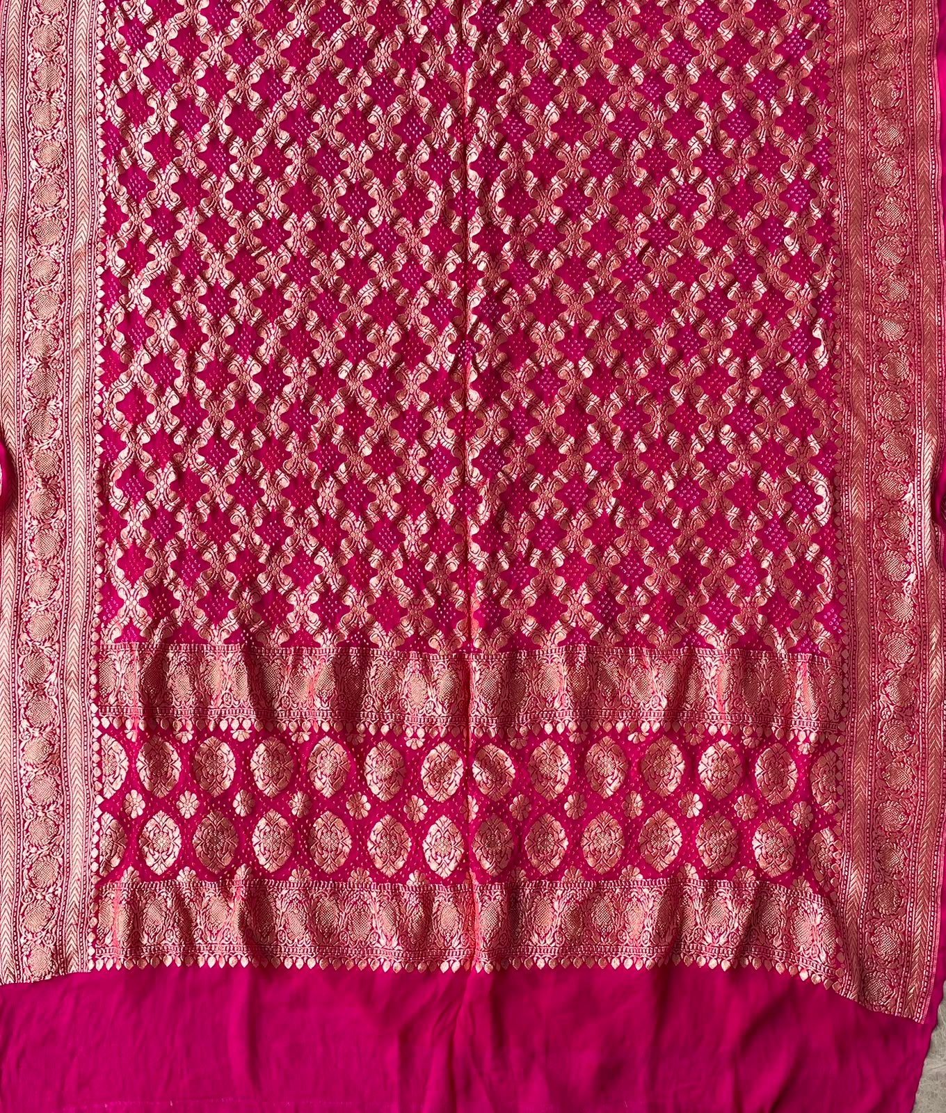 Mukta - Pink Bandhani Banarasi Dupatta