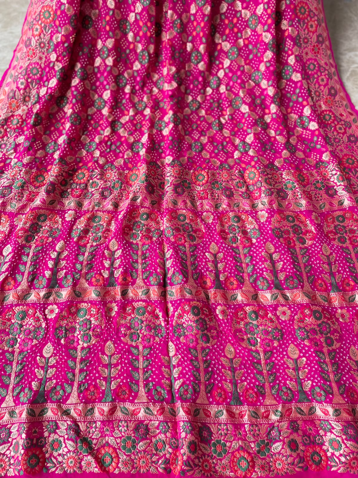 Hetvi - Pink Tilfi Meenakari Bandhani Saree