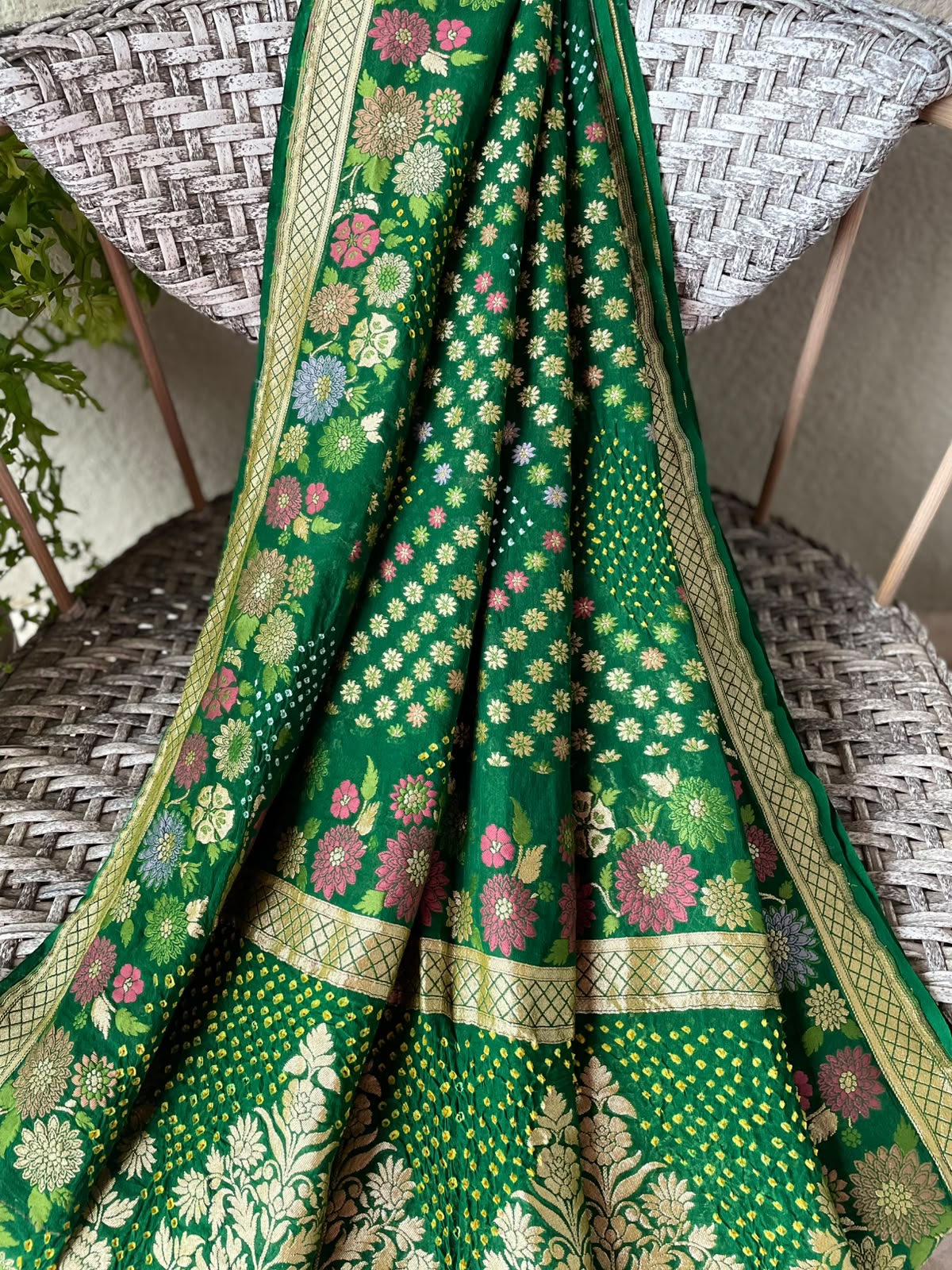 Bhumika - Green Tilfi Meenakari Bandhani Dupatta