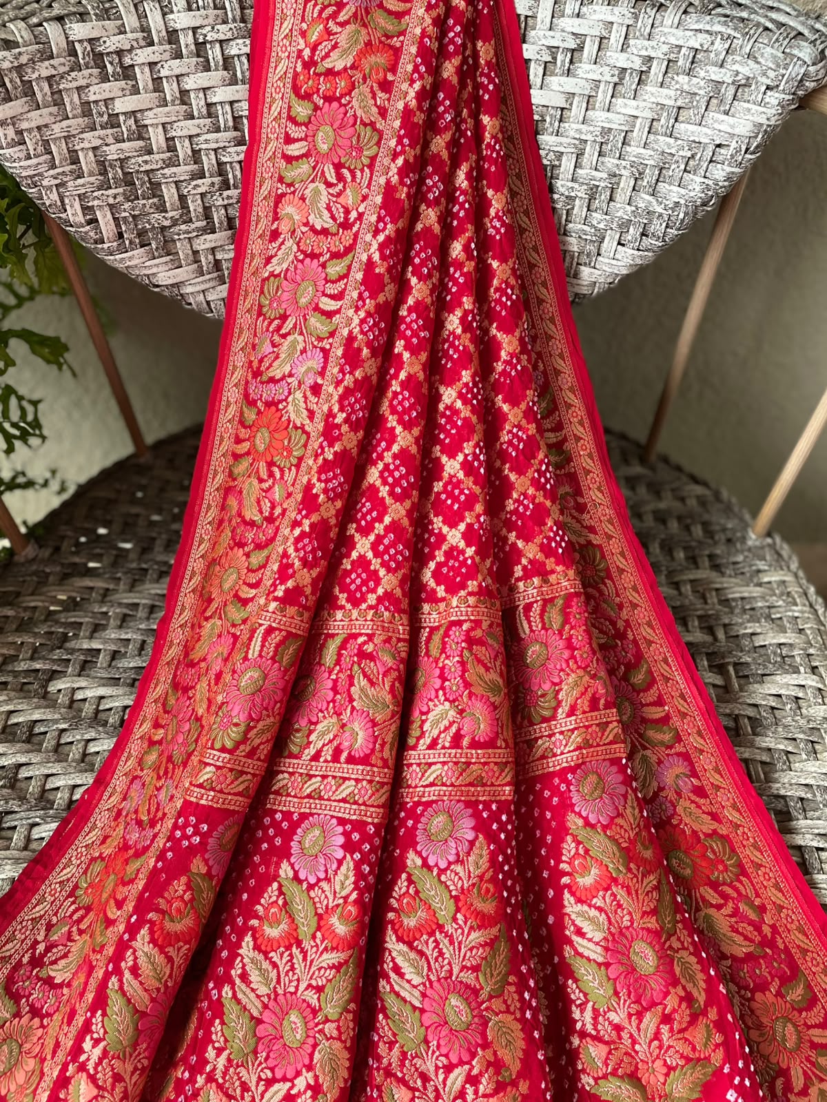 Poorvi - Red Tilfi Meenakari Bandhani Dupatta