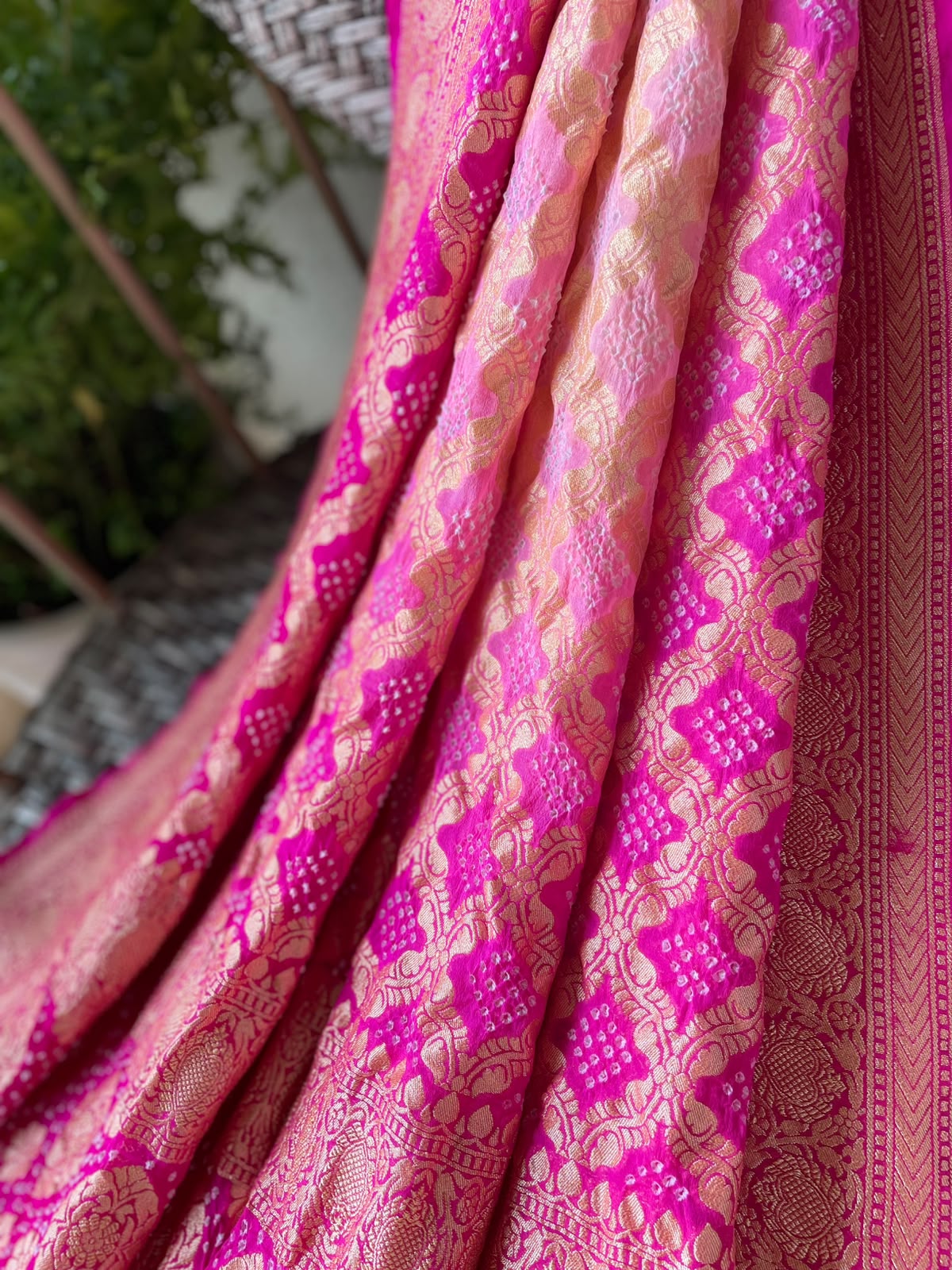 Kirti - Pink & Peach Bandhani Banarasi Dupatta