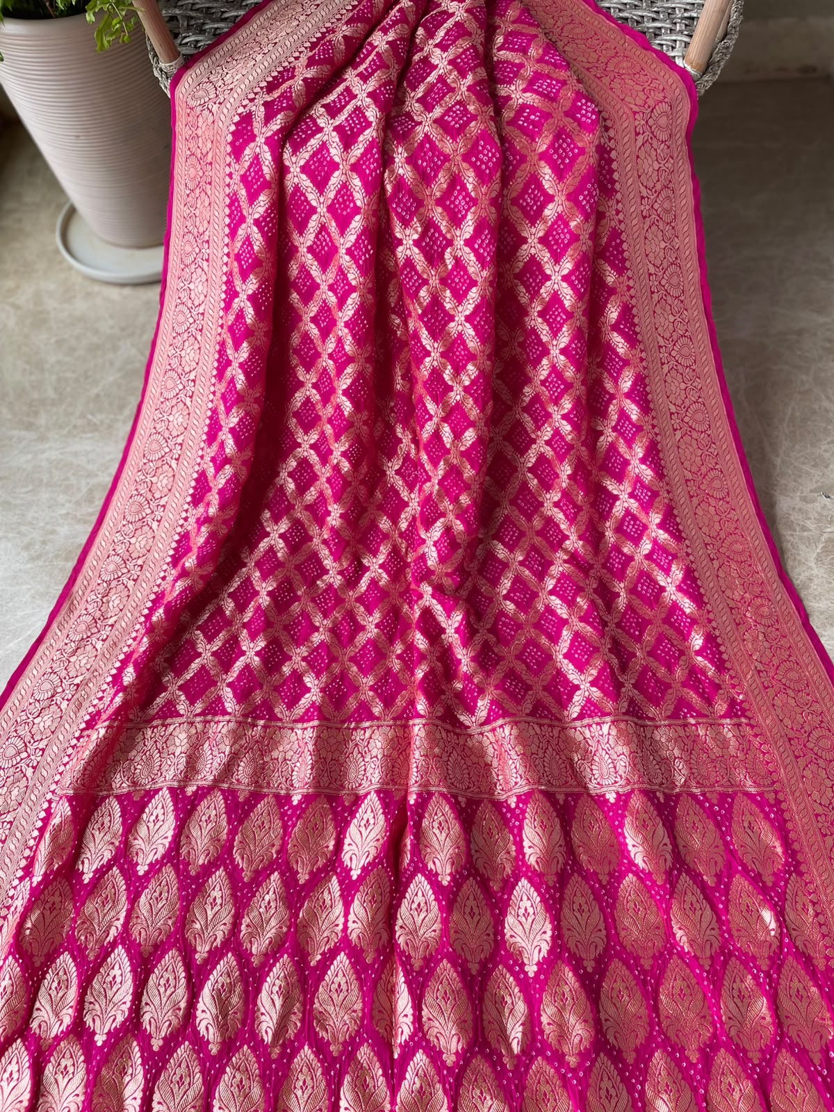 Sadhana - Pink Bandhani Banarasi Saree