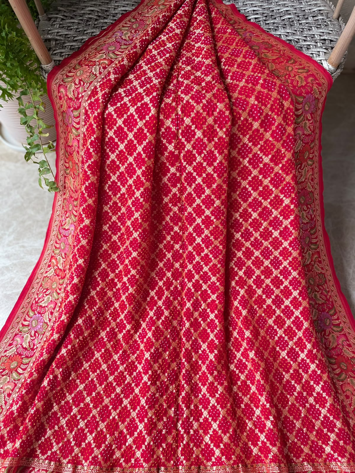 Shriya - Red Tilfi Meenakari Bandhani Saree