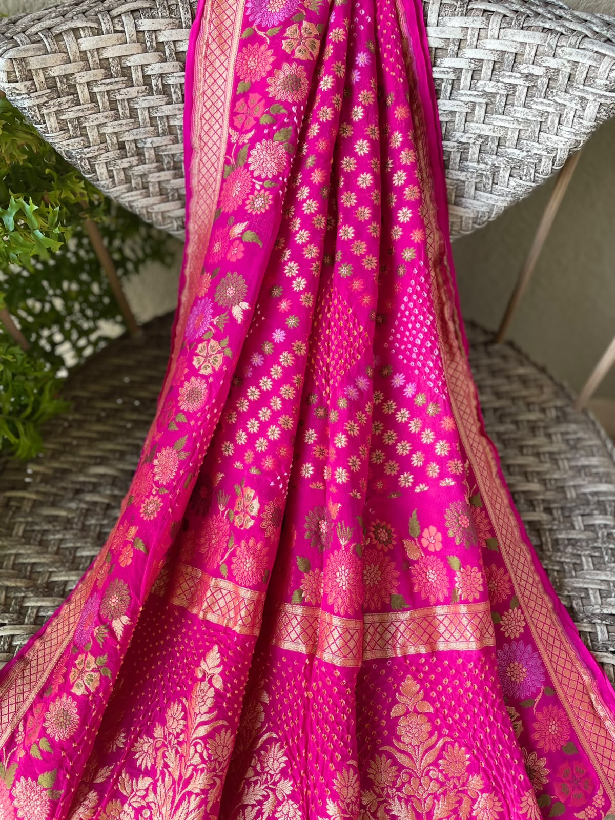 Ashita - Pink Tilfi Meenakari Bandhani Dupatta