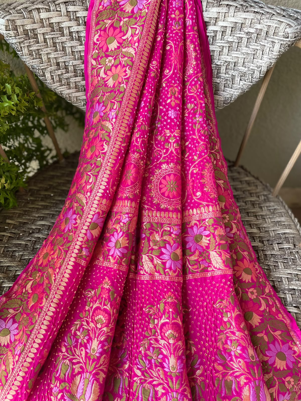 Hansika - Pink Tilfi Meenakari Bandhani Dupatta