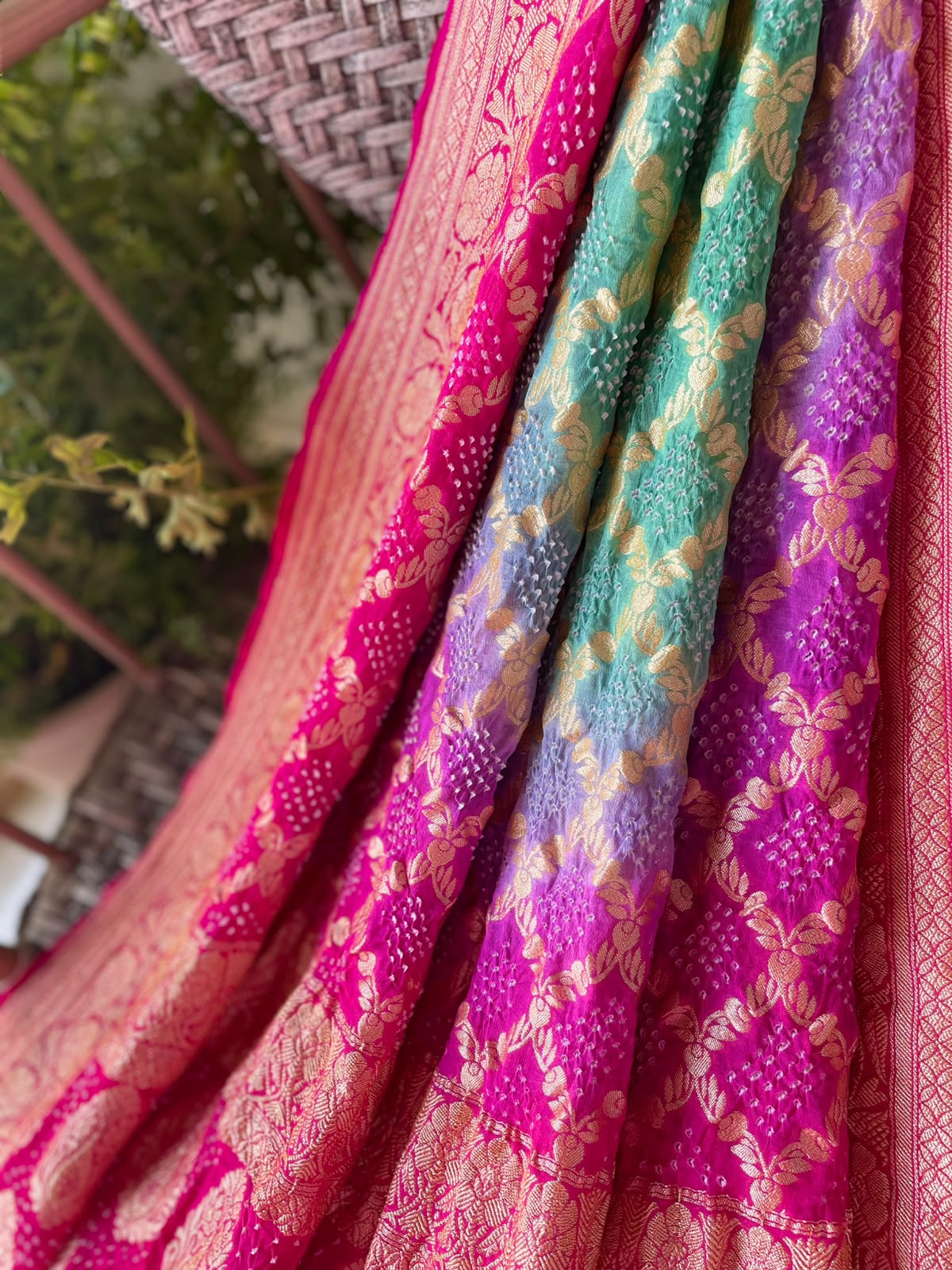 Maanvi - Rani Pink & Green Bandhani Banarasi Dupatta